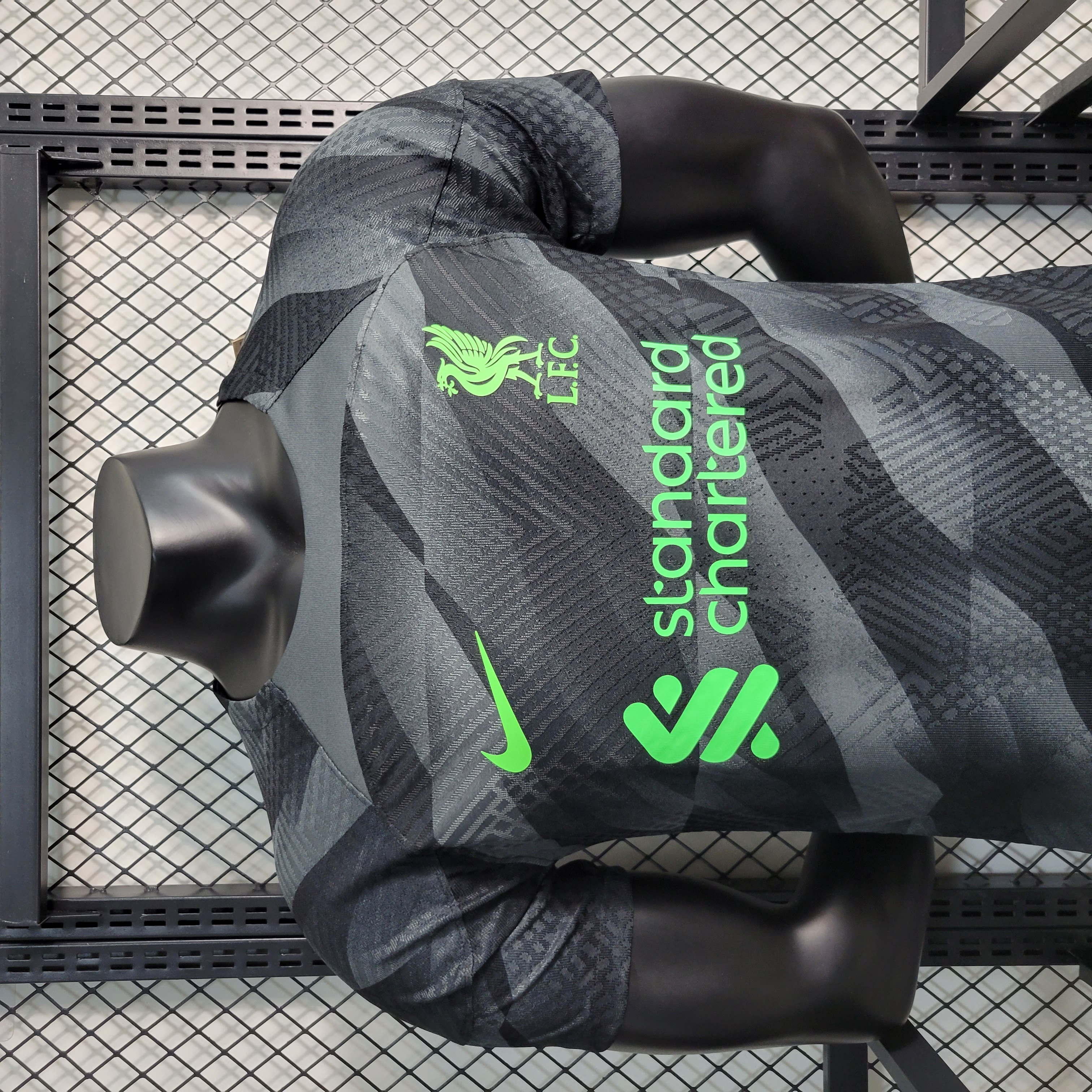 Liverpool 23-24 Black Goalkeeper Jersey - Player Version - UnitedFutballJersey
