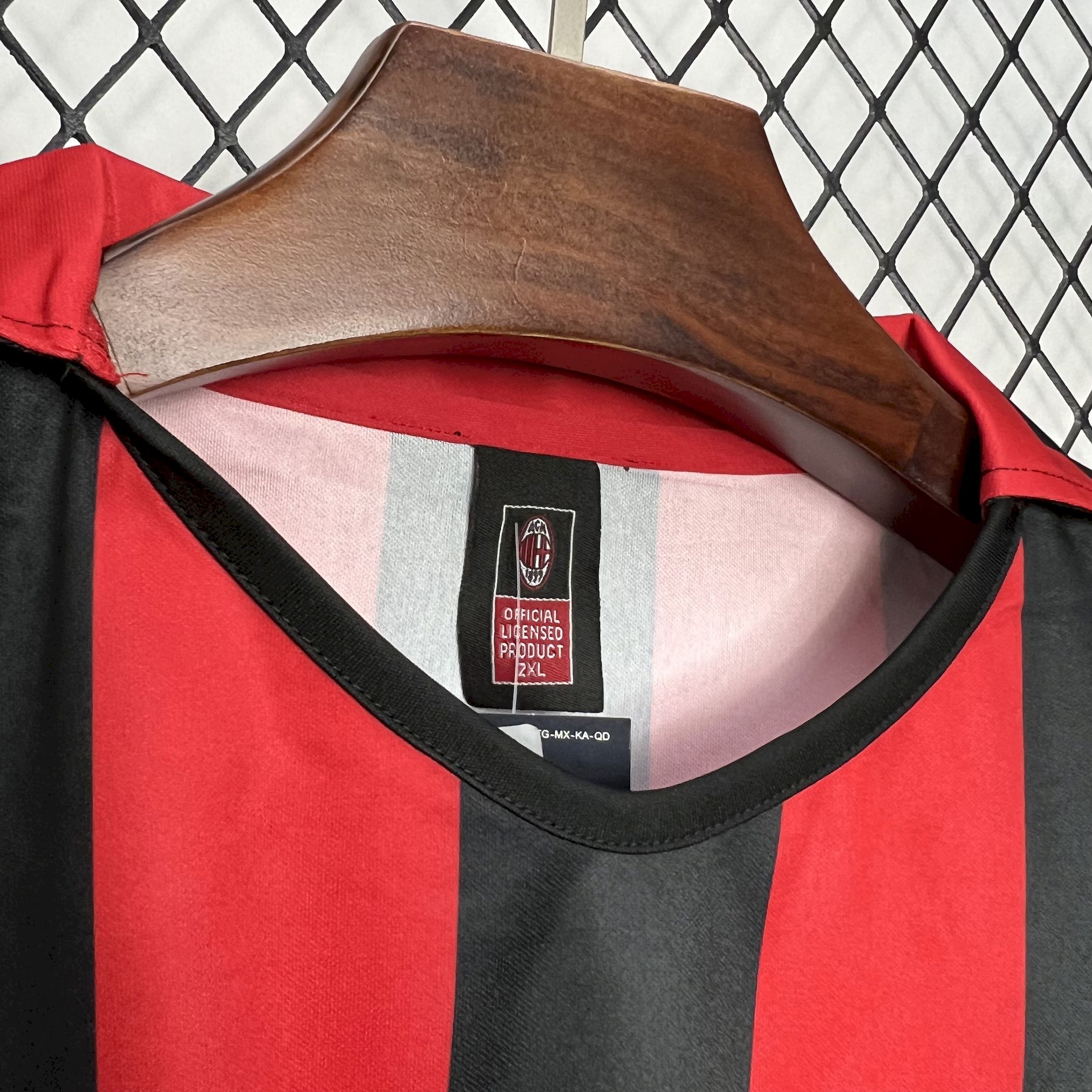 Retro AC Milan 1988-89 Home Jersey - UnitedFutballJersey