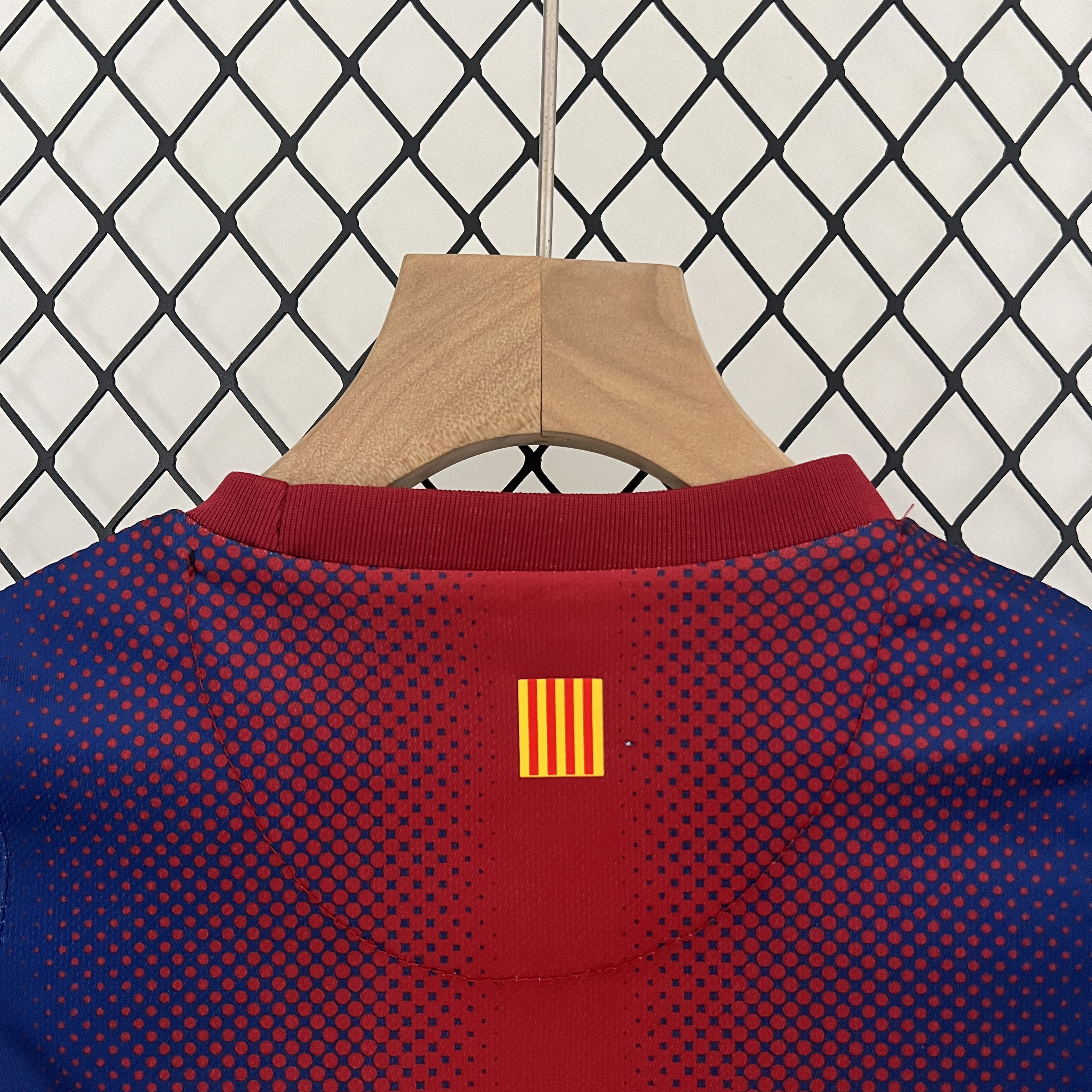 Retro Barcelona 2012-13 Home Stadium Kids Kit - UnitedFutballJersey