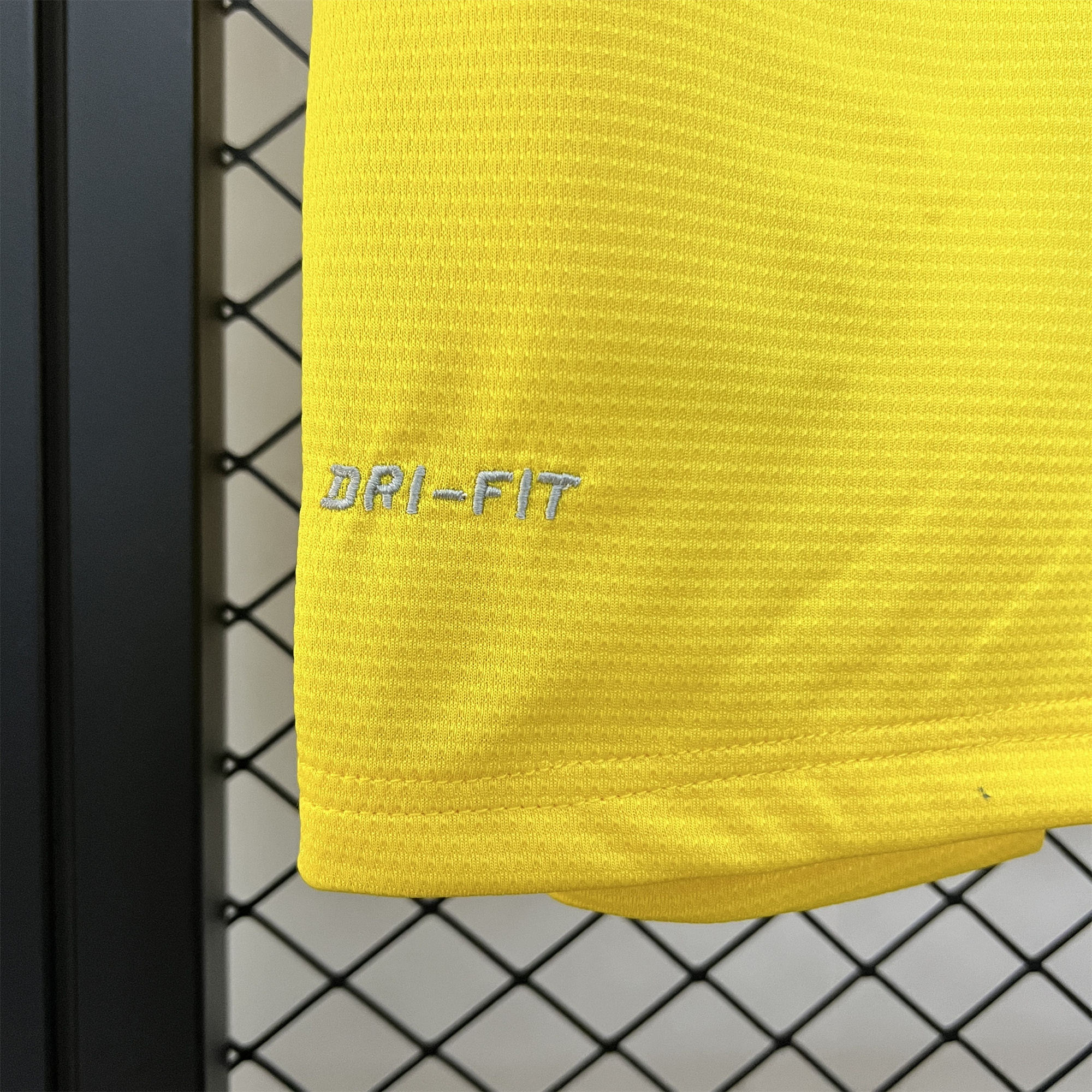 Retro Arsenal 2013-14 Away Jersey - UnitedFutballJersey