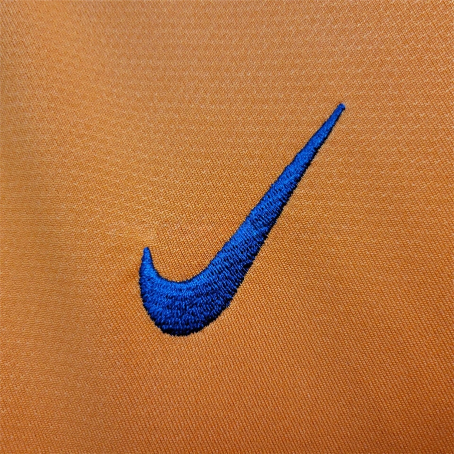 Retro Barcelona 06-07 Away Jersey - UnitedFutballJersey