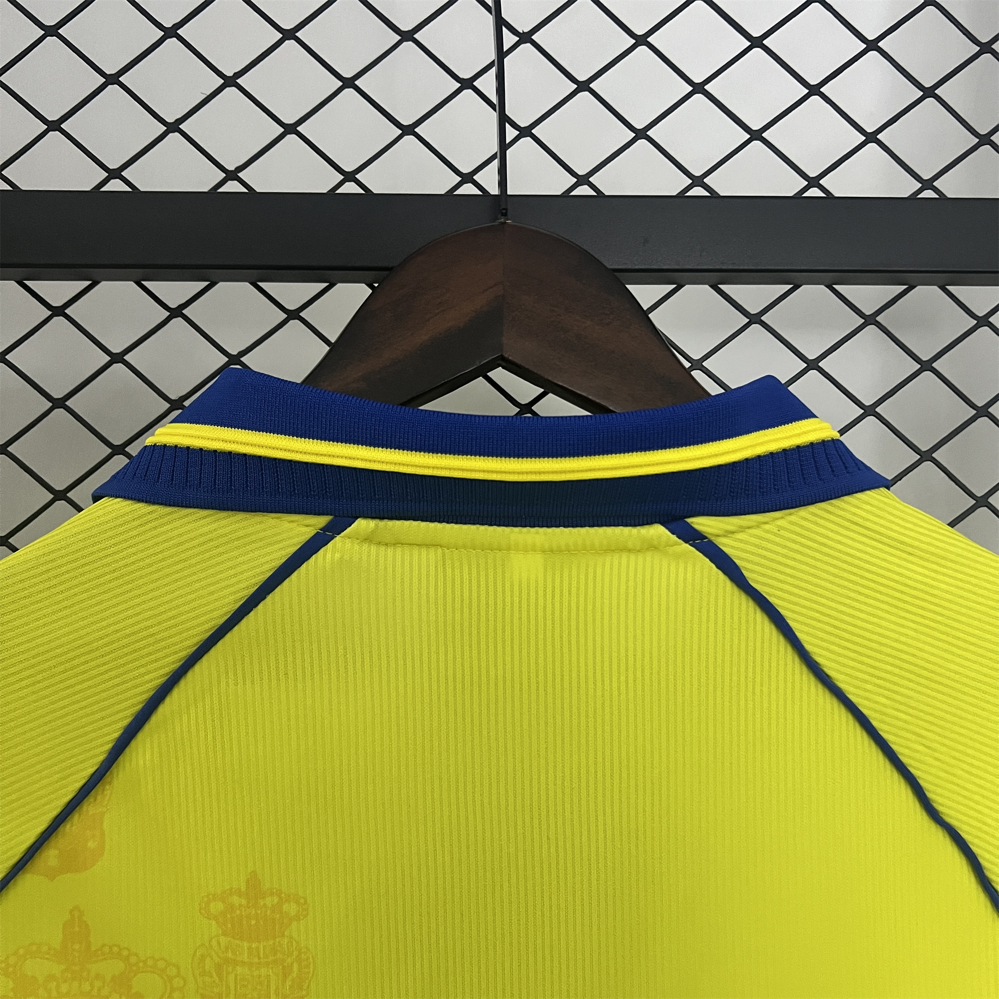 Retro Las Palmas 1997-98 Home Jersey - UnitedFutballJersey