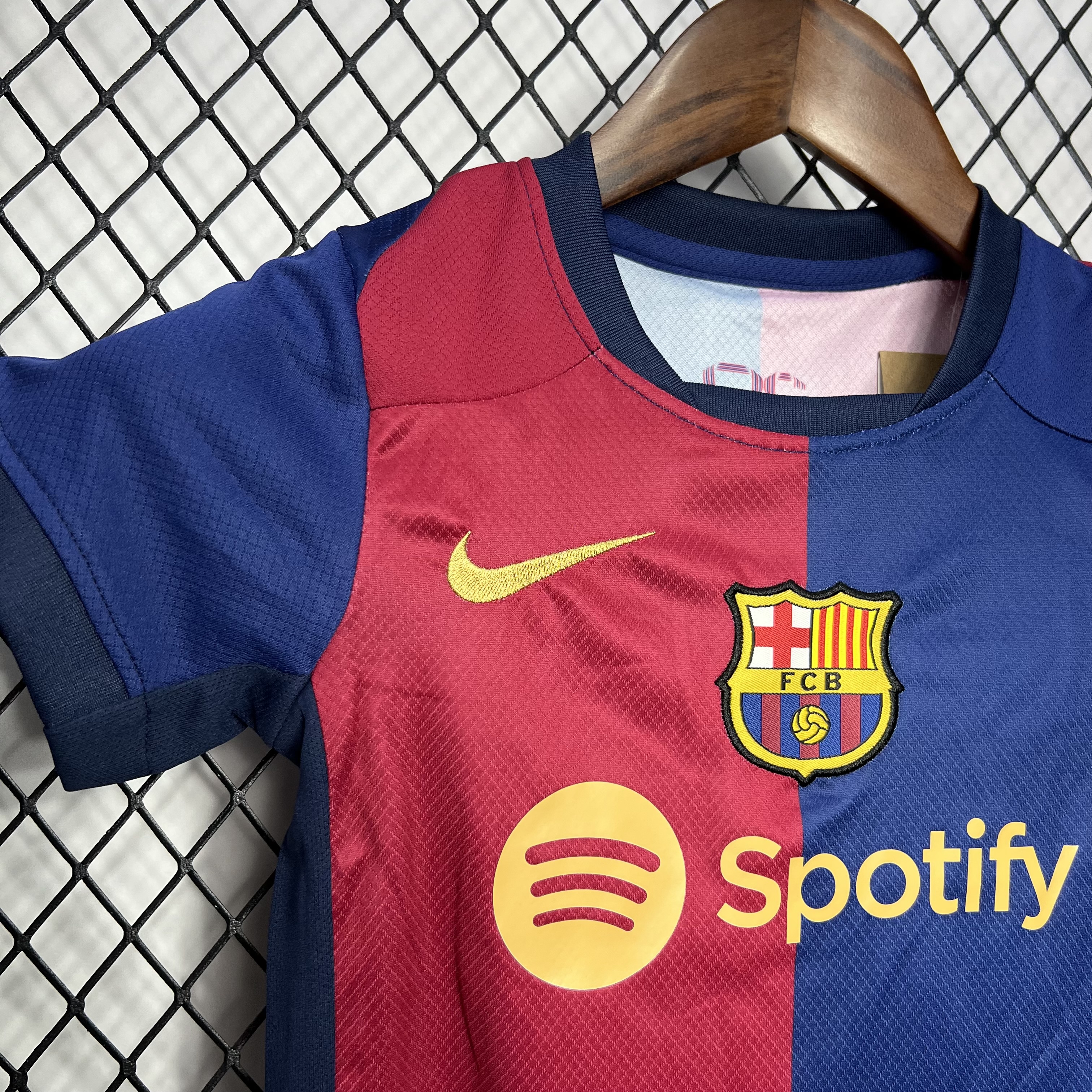 B.A.R.S.A 24-25 Home Stadium Kids Kit - UnitedFutballJersey