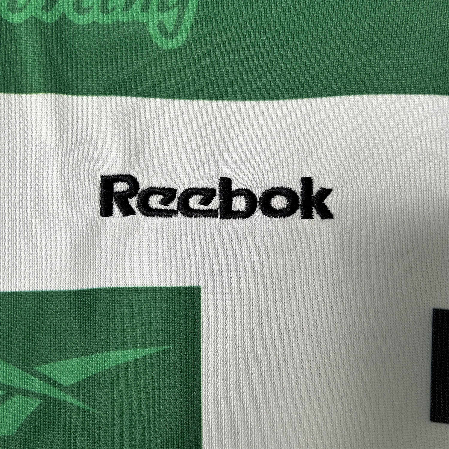 Retro Sporting CP 1999-00 Home Jersey - UnitedFutballJersey