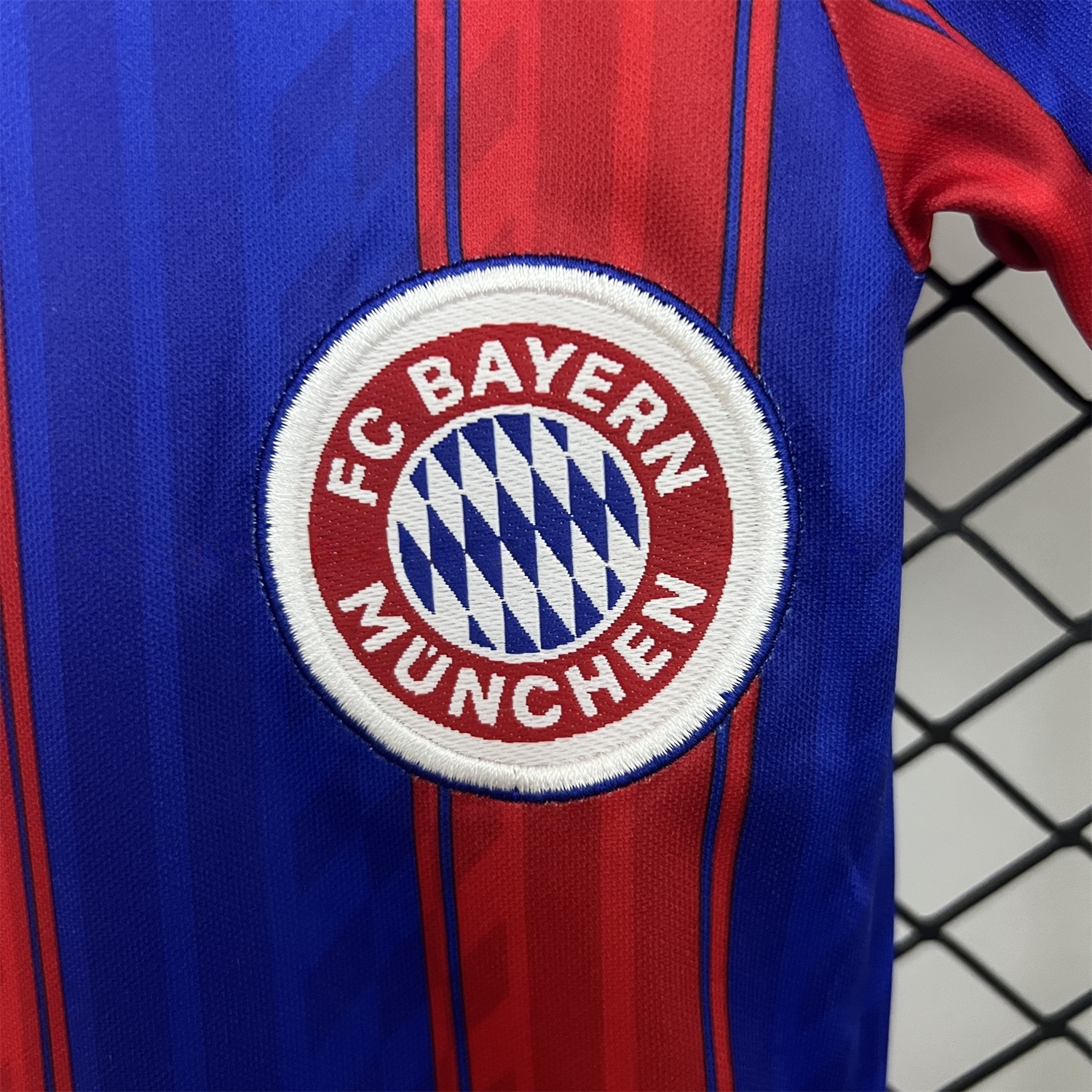 Retro Bayern Munich 1995-97 Home Kids Kit - UnitedFutballJersey