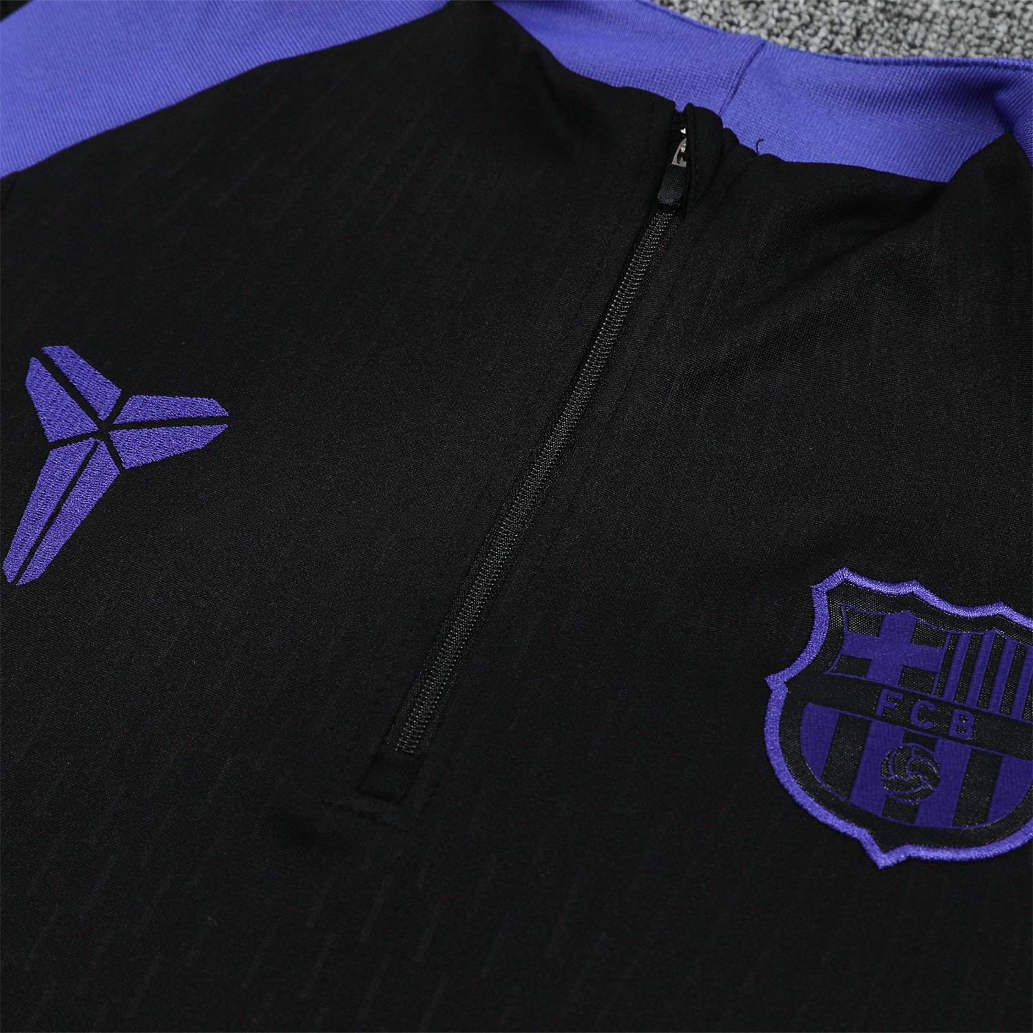 Barcelona 25-26 Long Sleeve Training Set - Black Top and Black Pants - UnitedFutballJersey