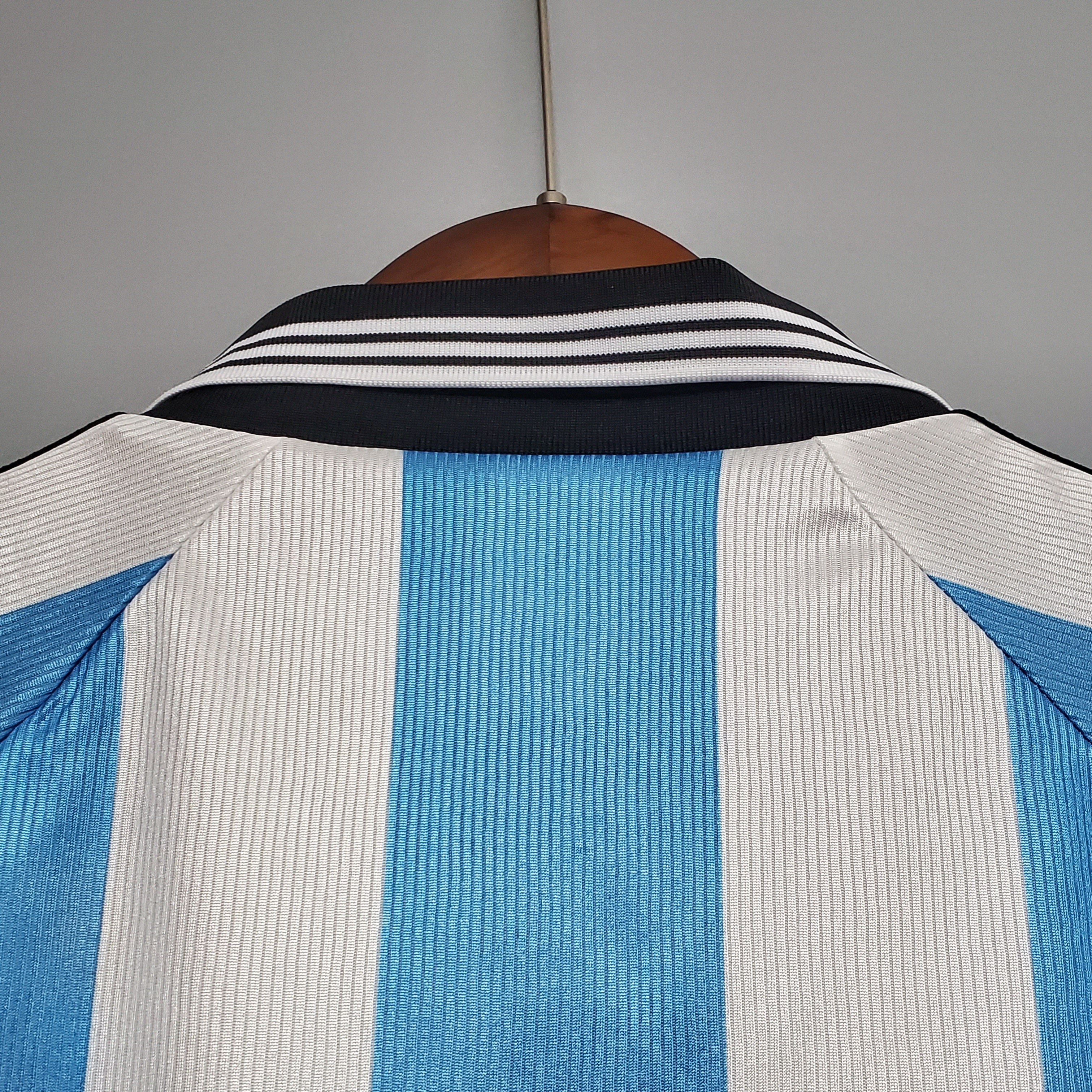 Retro Argentina 1998 Home Stadium Jersey - UnitedFutballJersey
