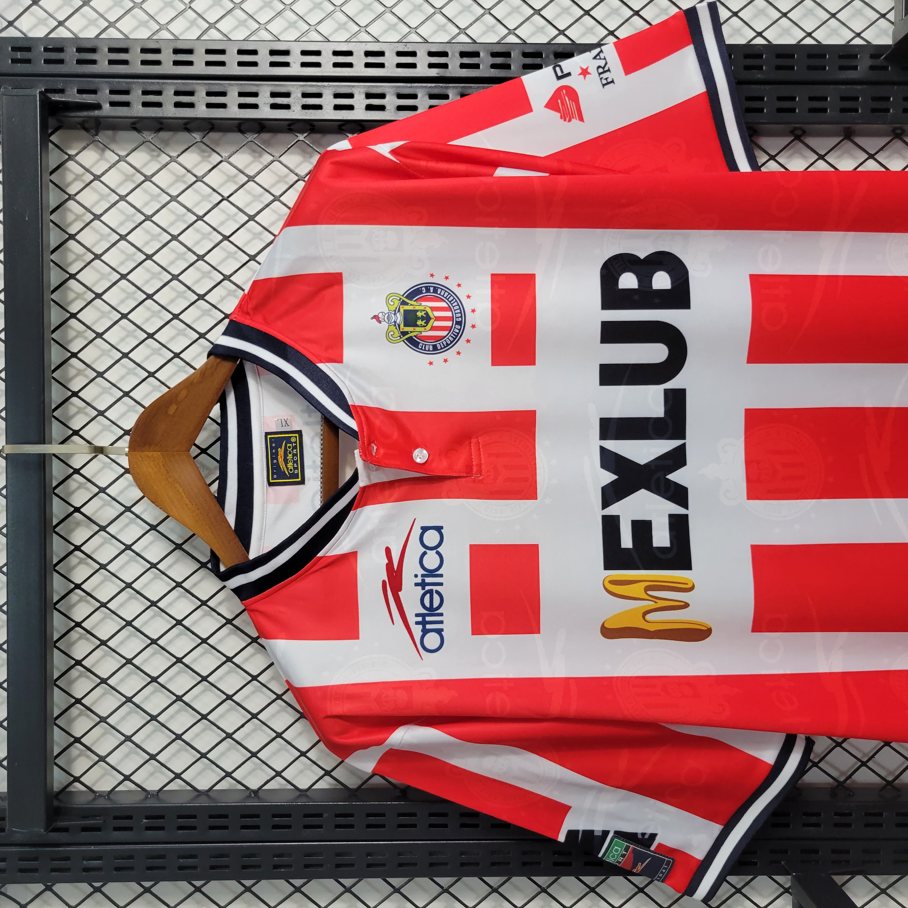 Retro Chivas de Guadalajara 94-95 Home Stadium Jersey - UnitedFutballJersey