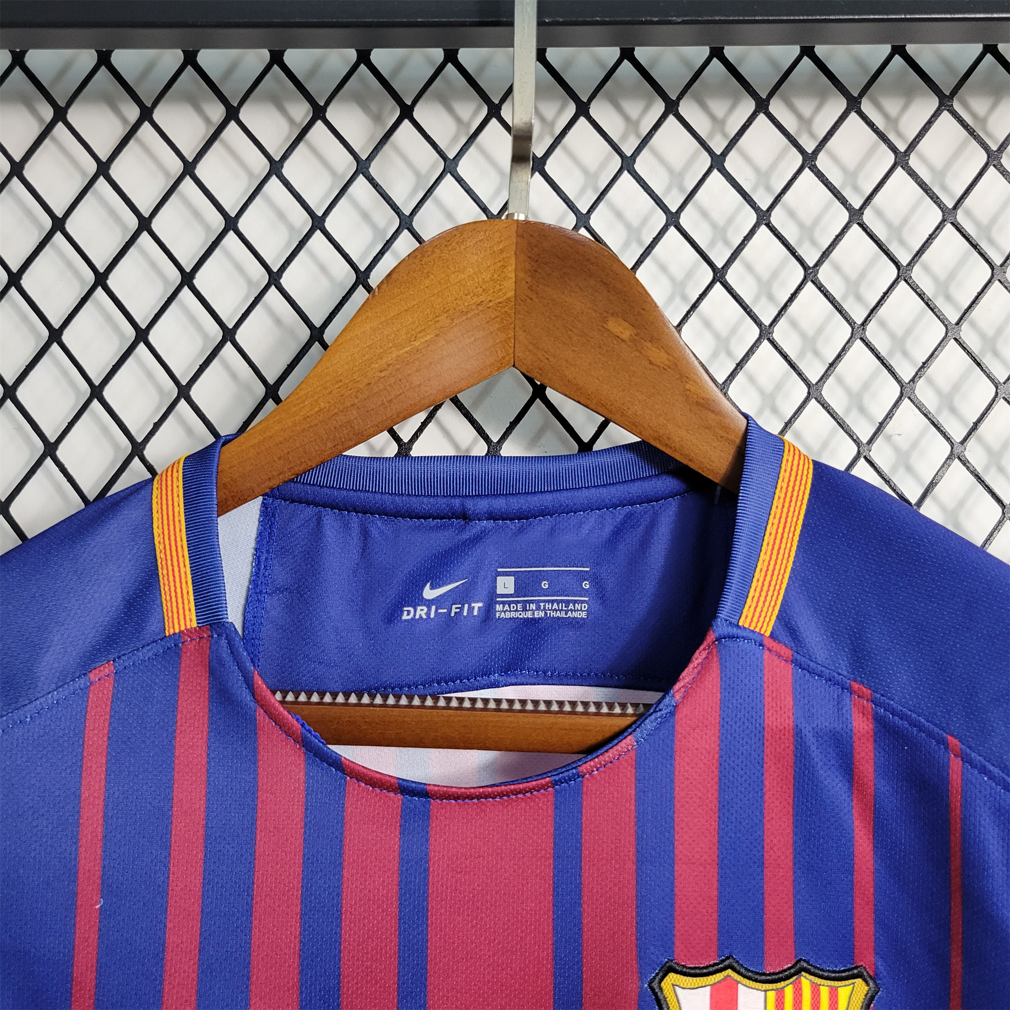 B.A.R.S.A Retro 17-18 Home Stadium Jersey - UnitedFutballJersey