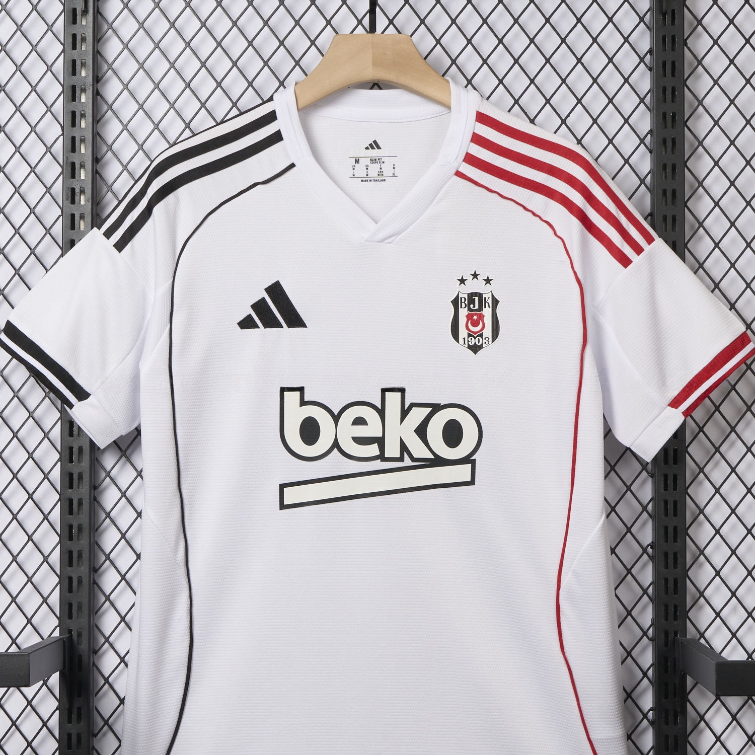 Besiktas 25-26 Home Jersey - Fans Version - UnitedFutballJersey