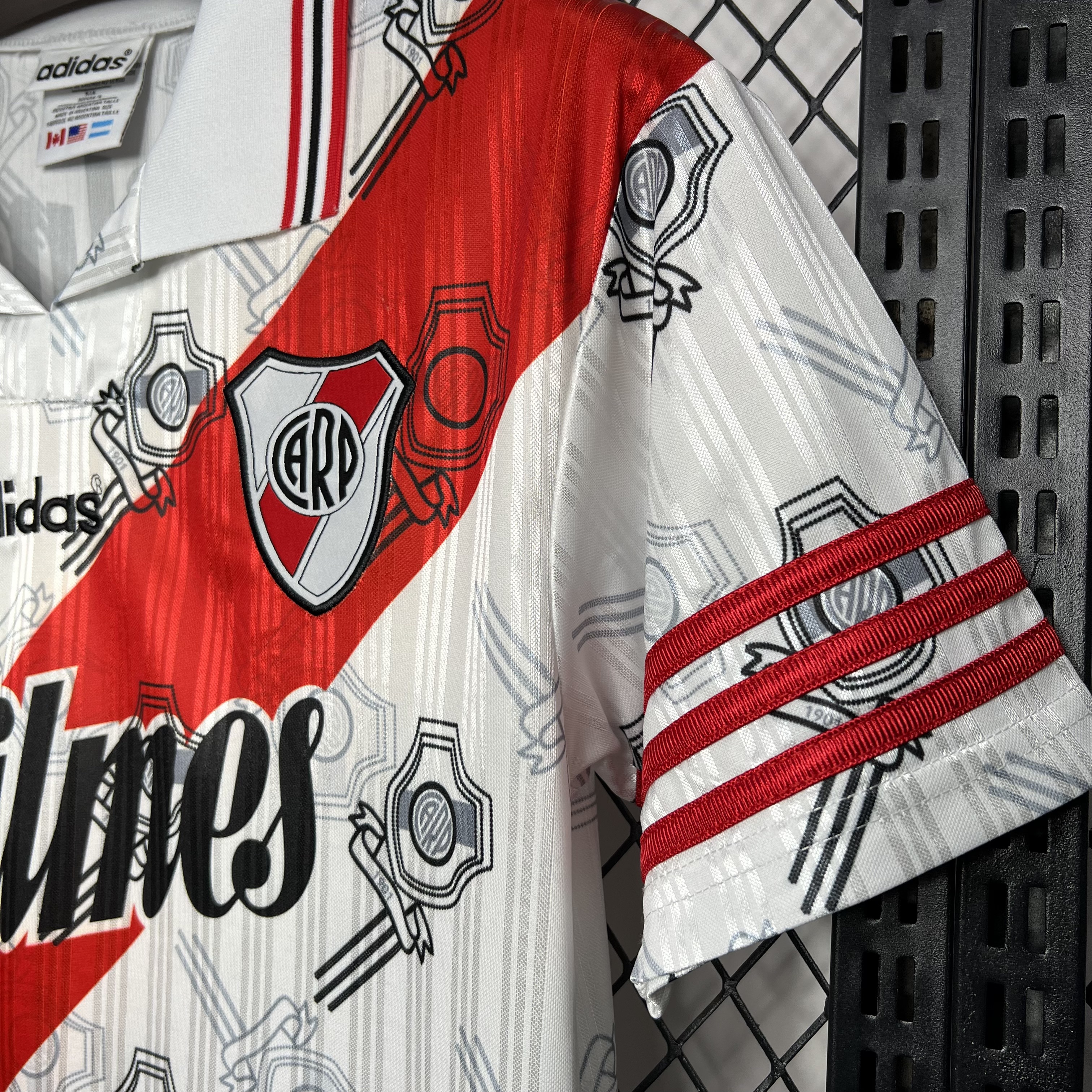 Retro River Plate 1996-97 Home Stadium Jersey - UnitedFutballJersey