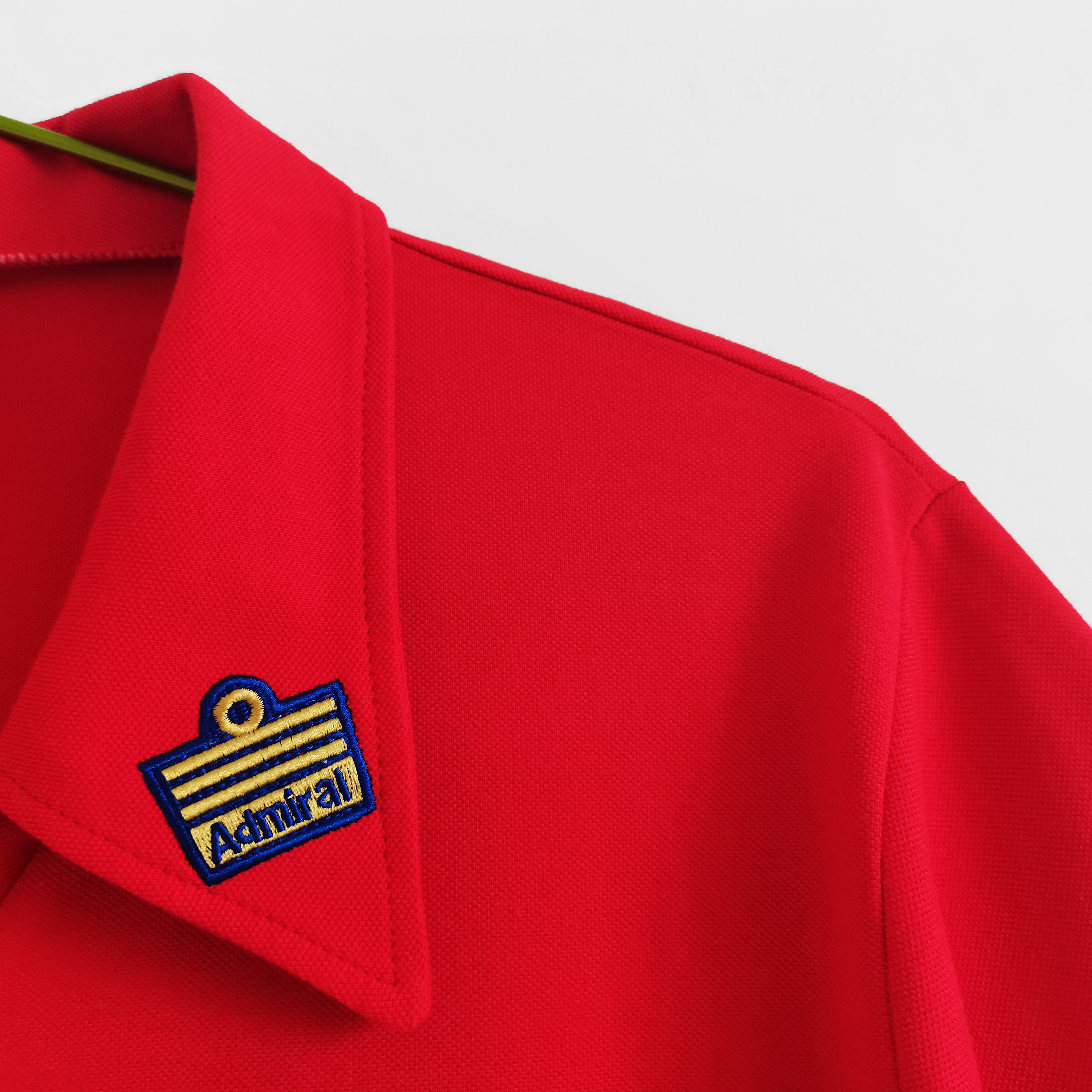 Retro Wales 1976 Home Stadium Jersey - UnitedFutballJersey