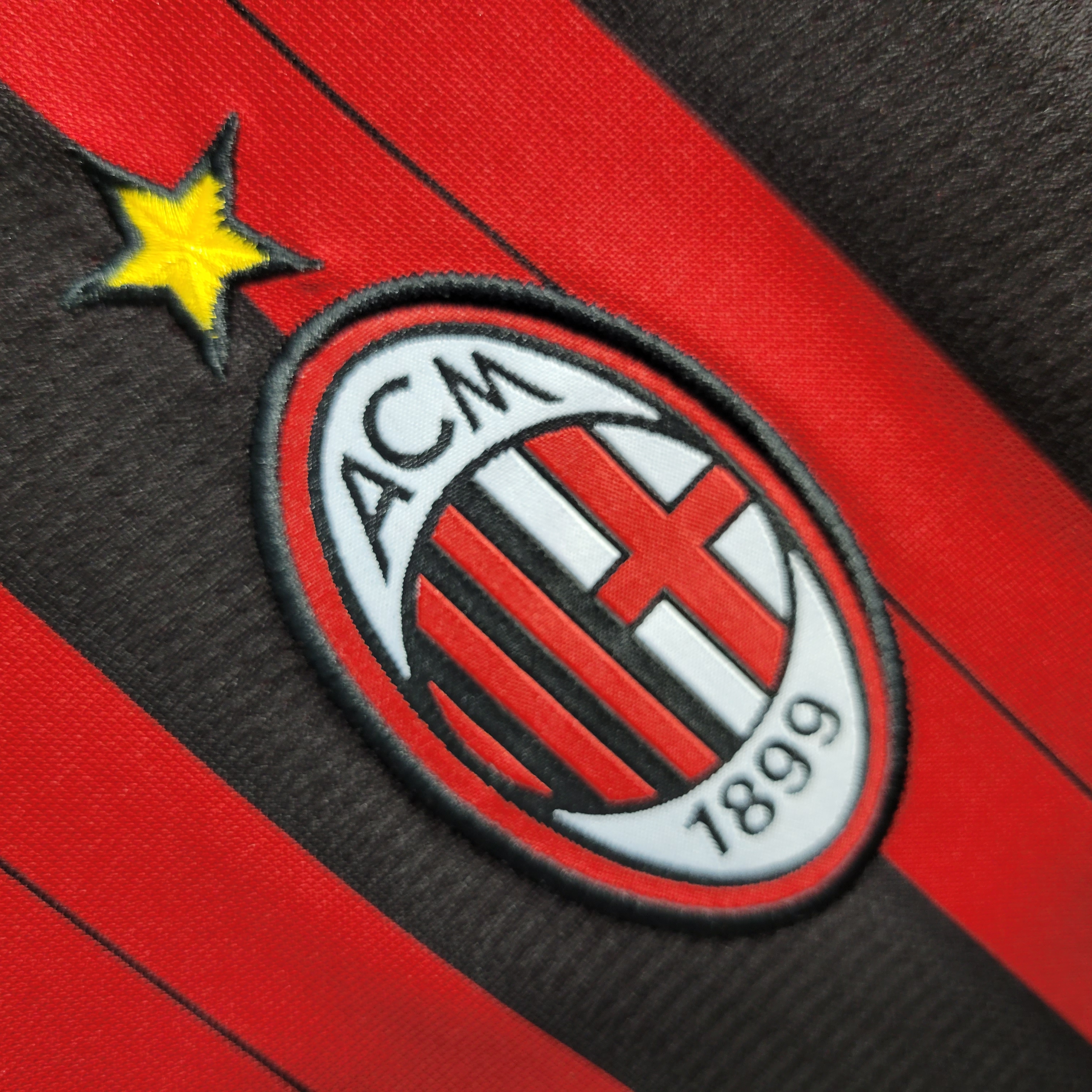Retro AC Milan 13-14 Home Stadium Long Sleeve Jersey - UnitedFutballJersey