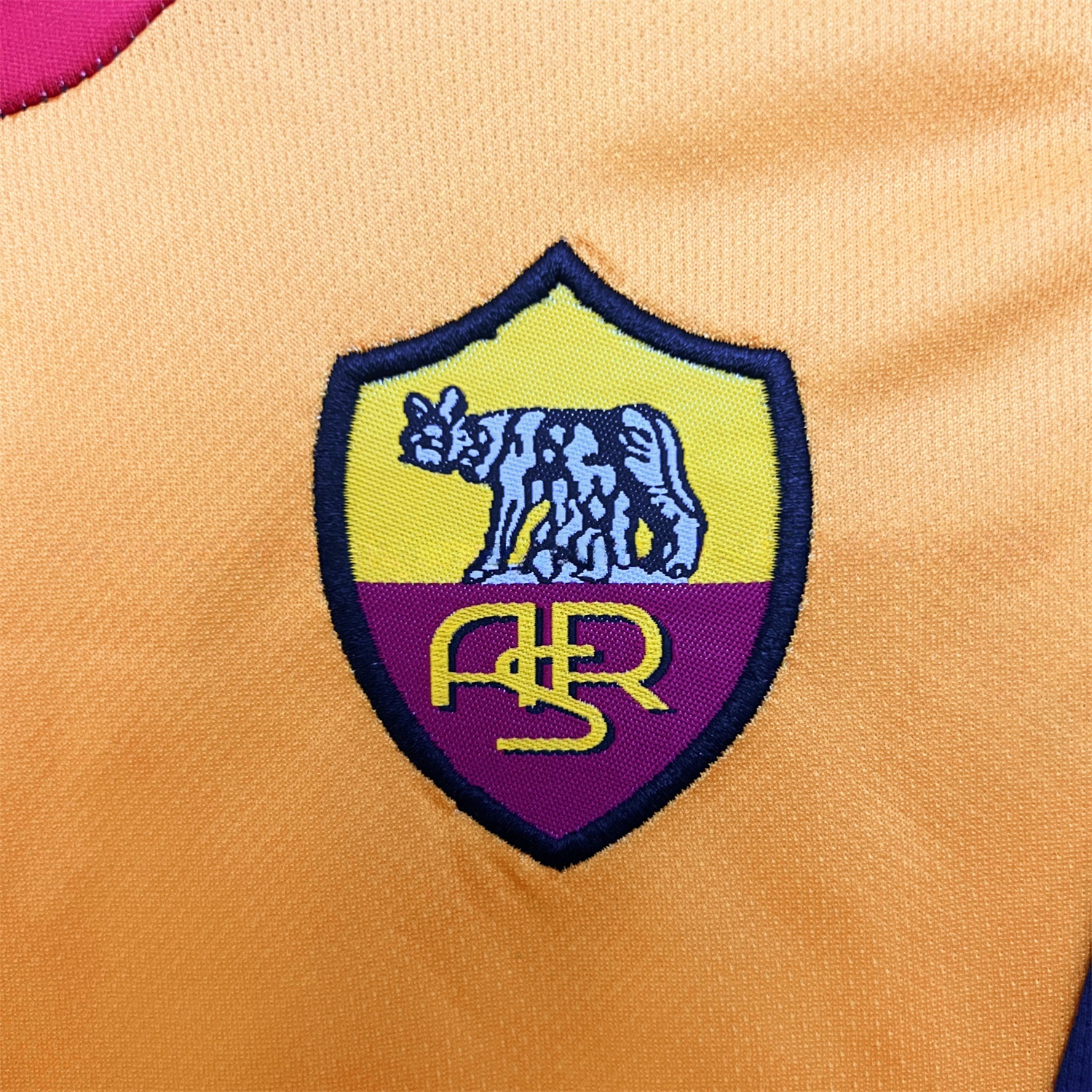 Retro Roma 2001-02 Home Kids Kit - UnitedFutballJersey