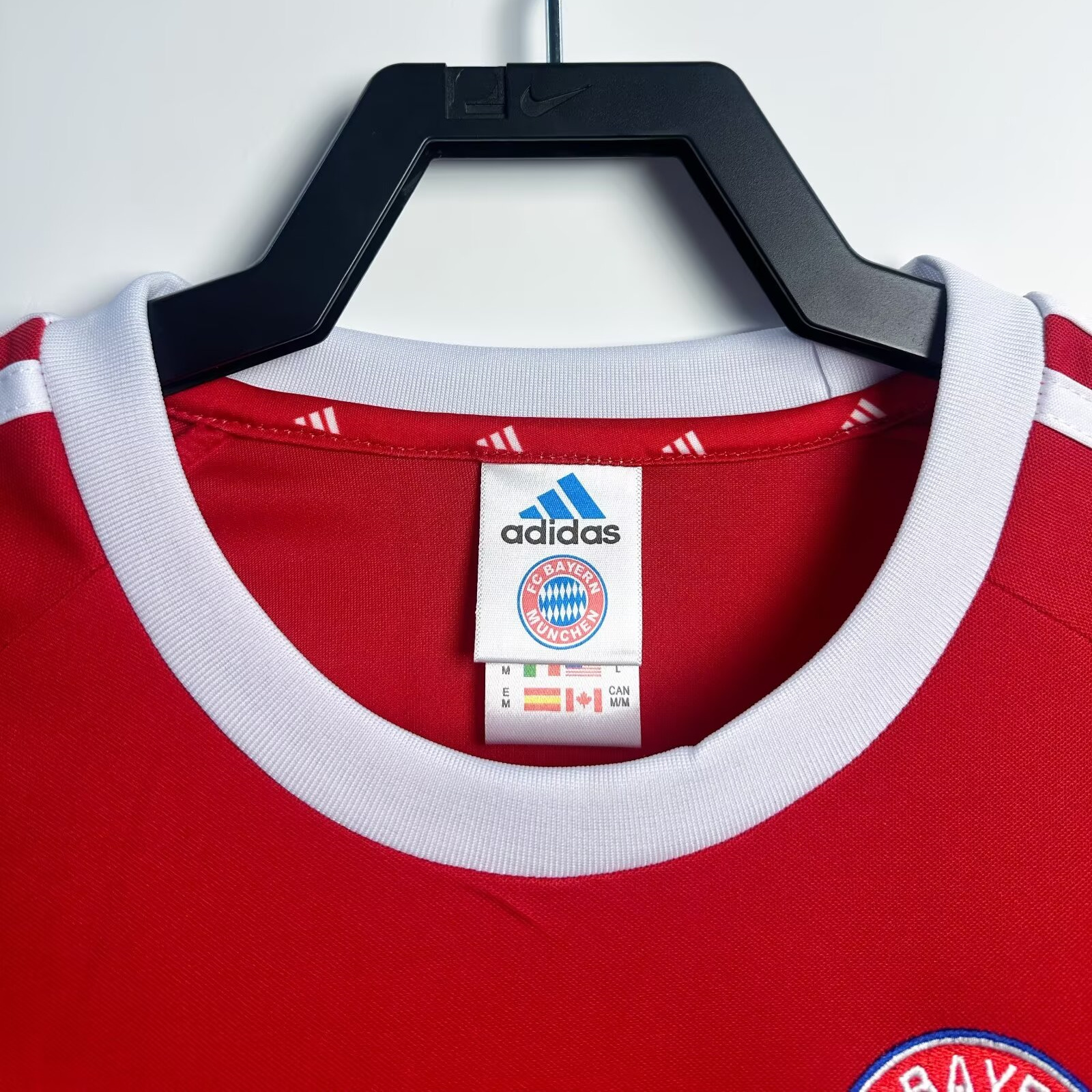 Retro Bayern Munich 2001-02 European Home Jersey - UnitedFutballJersey