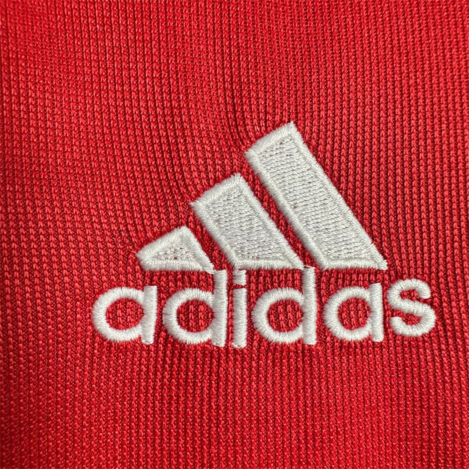Retro Bayern Munich 2005-06 Home Jersey - UnitedFutballJersey