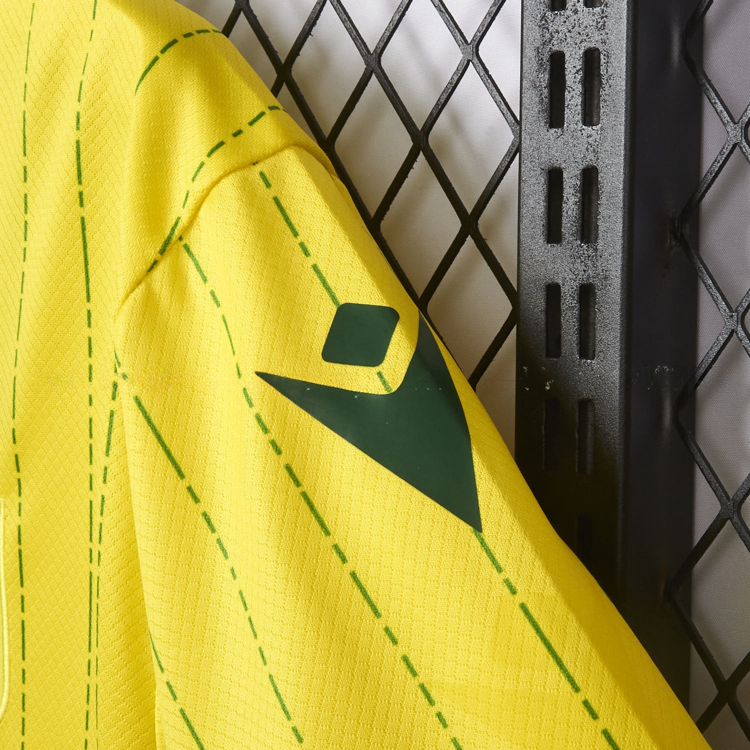Nantes 25-26 Home Jersey - Fans Version - UnitedFutballJersey
