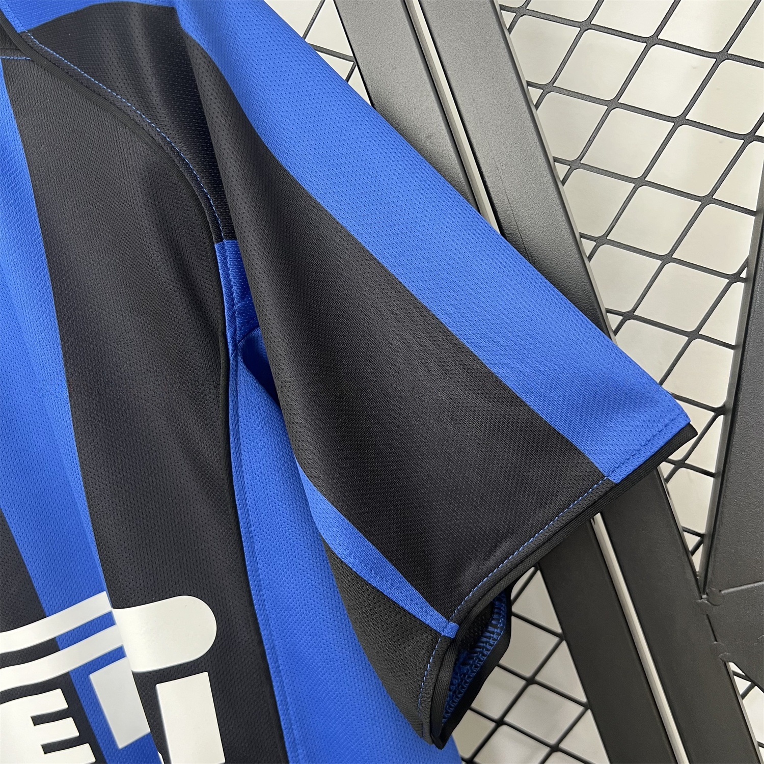 Retro Inter Milan 2004-05 Home Jersey - UnitedFutballJersey