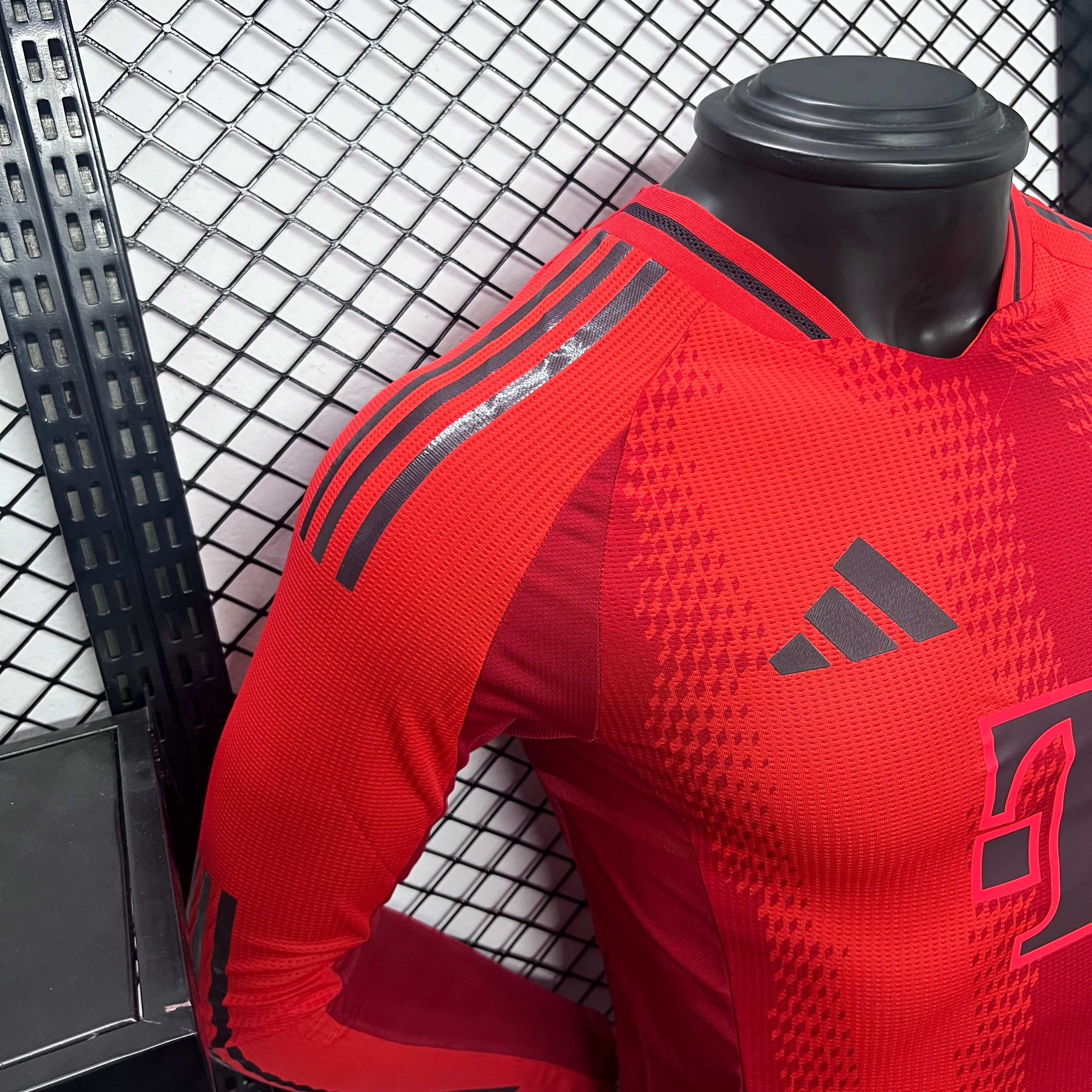 Bayern Munich 24-25 Home Long Sleeve Jersey - Player Version - UnitedFutballJersey