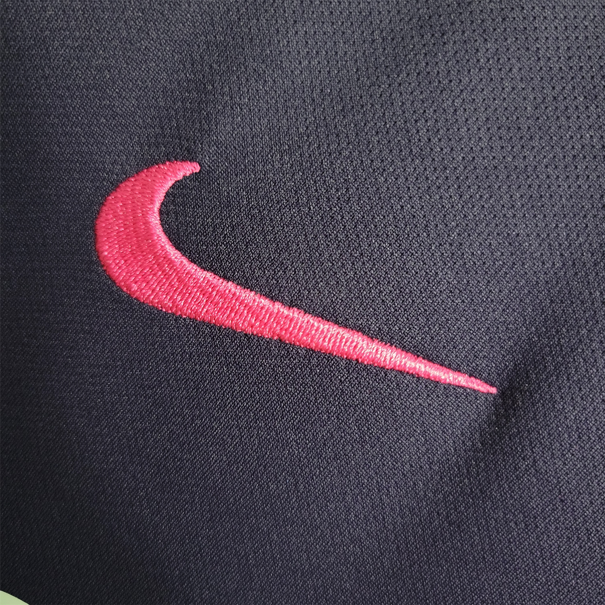 B.A.R.S.A Retro 16-17 Away Stadium Jersey - UnitedFutballJersey