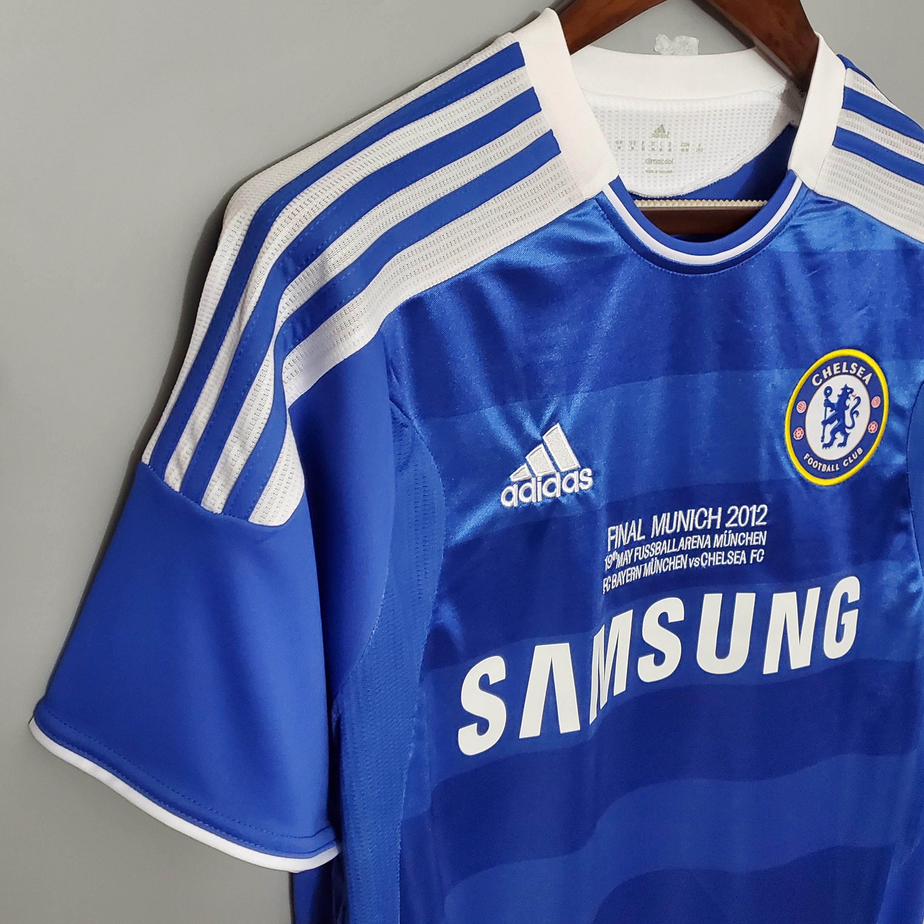 Retro CHELSEA 2011-12 Home Stadium Jersey - Champions League Final - UnitedFutballJersey