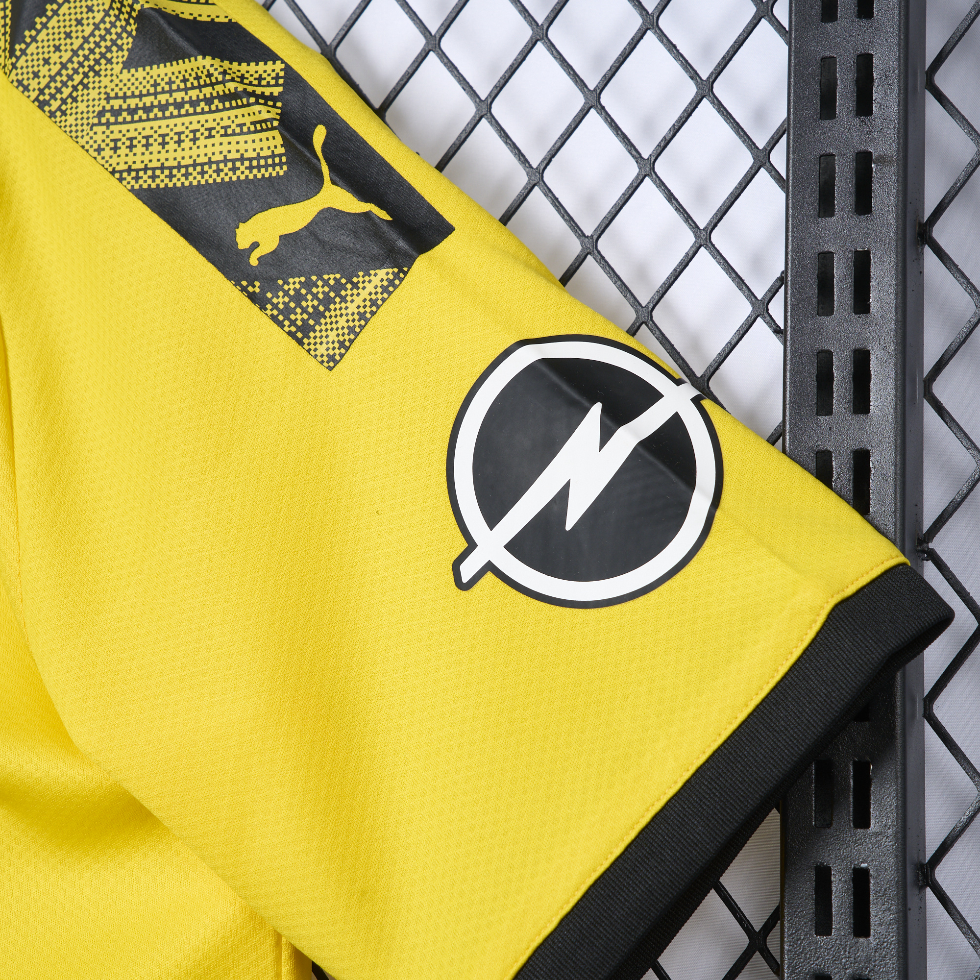 Retro Dortmund 2019-20 Home Stadium Jersey - UnitedFutballJersey