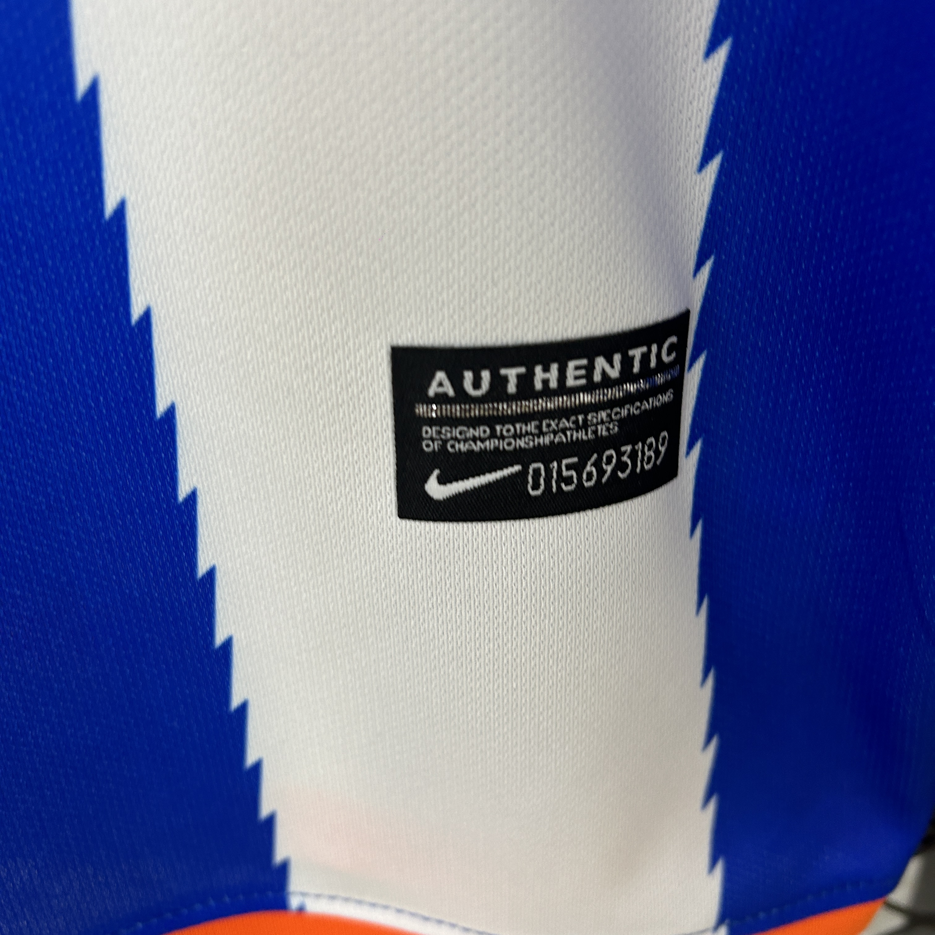 Retro Porto 2010-11 Home Jersey - UnitedFutballJersey