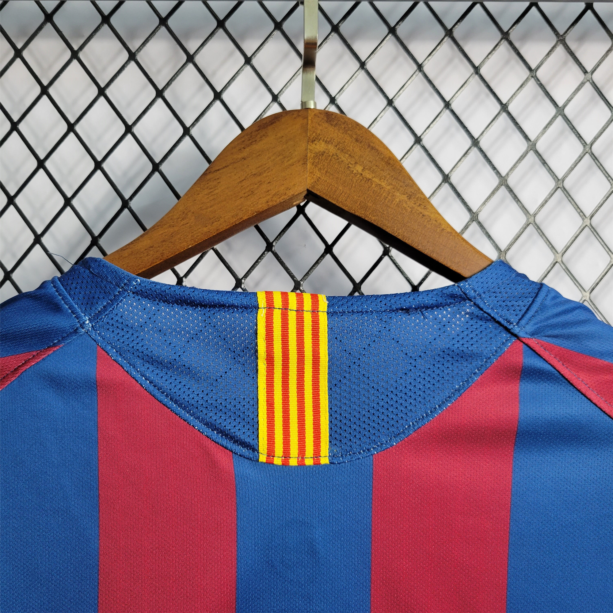 B.A.R.S.A Retro 05-06 Home Stadium Jersey - UEFA Champions League Final - UnitedFutballJersey