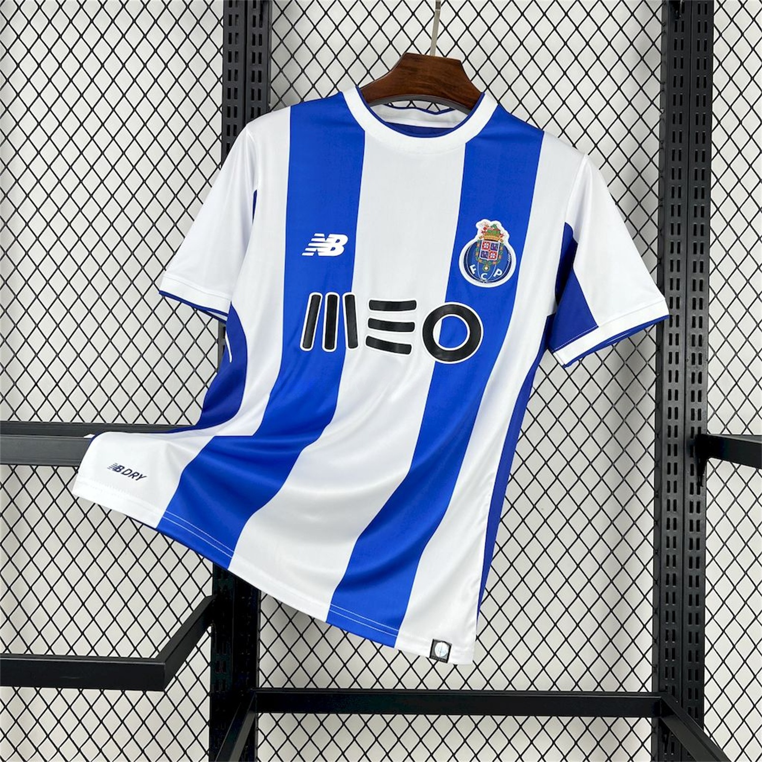 Retro Porto 2017-18 Home Jersey - UnitedFutballJersey
