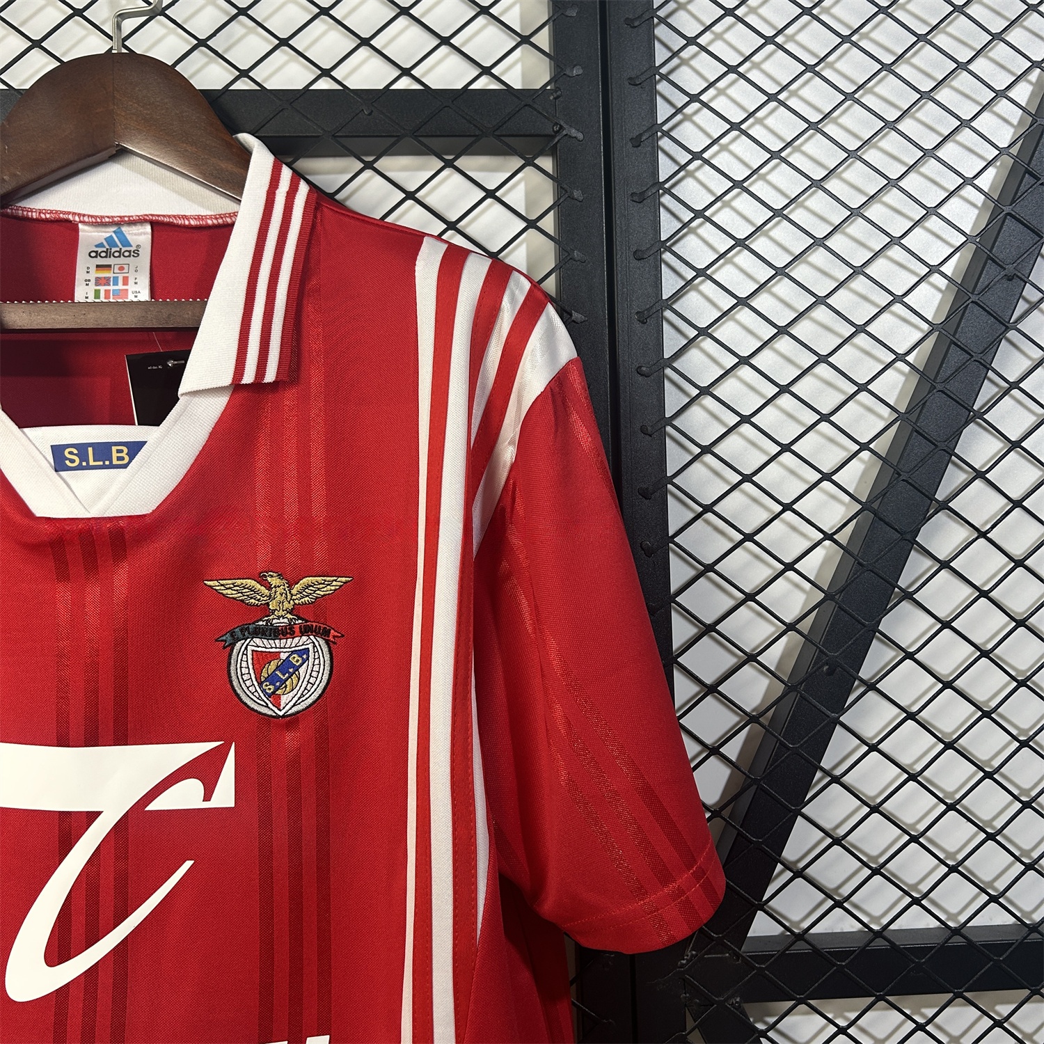 Retro Benfica 1997-98 Home Jersey - UnitedFutballJersey