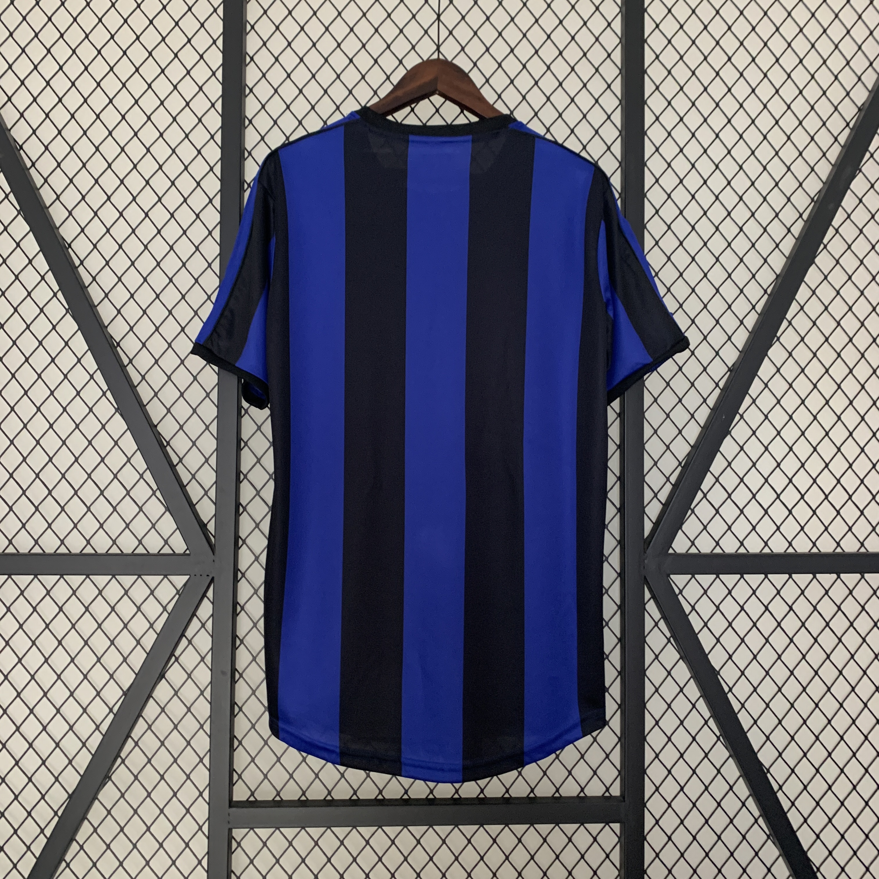 Retro Inter Milan 1999-00 Home Stadium Jersey - UnitedFutballJersey