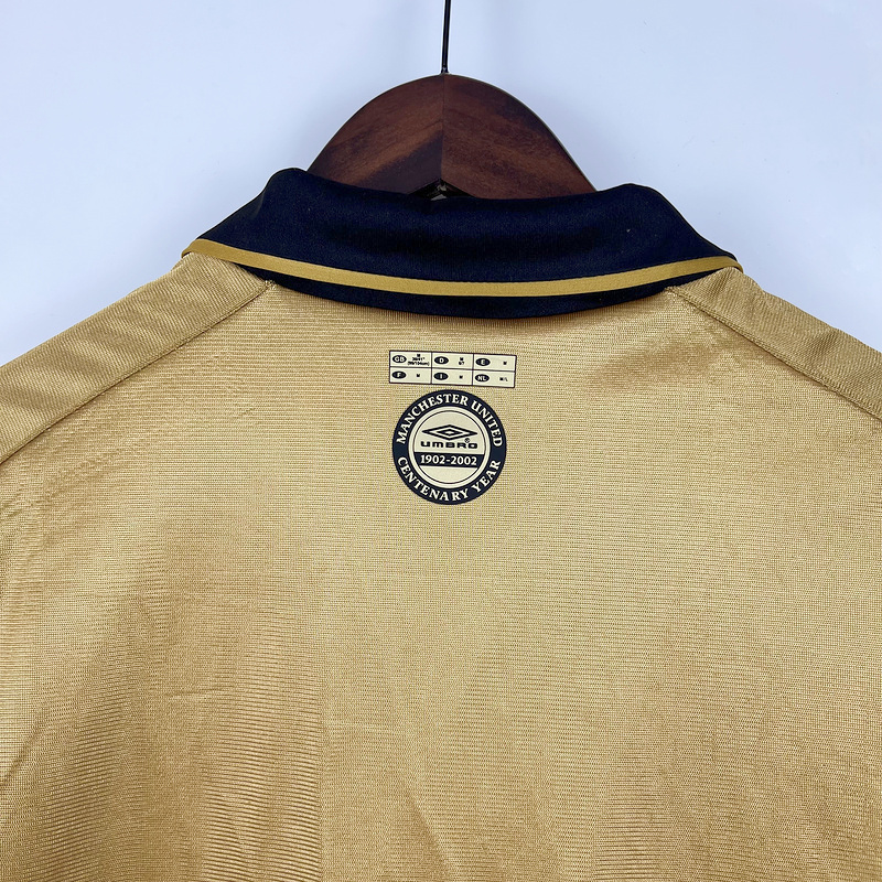 Retro Manchester United 01-02 100th Anniversary Special Edition Jersey - Gold - UnitedFutballJersey