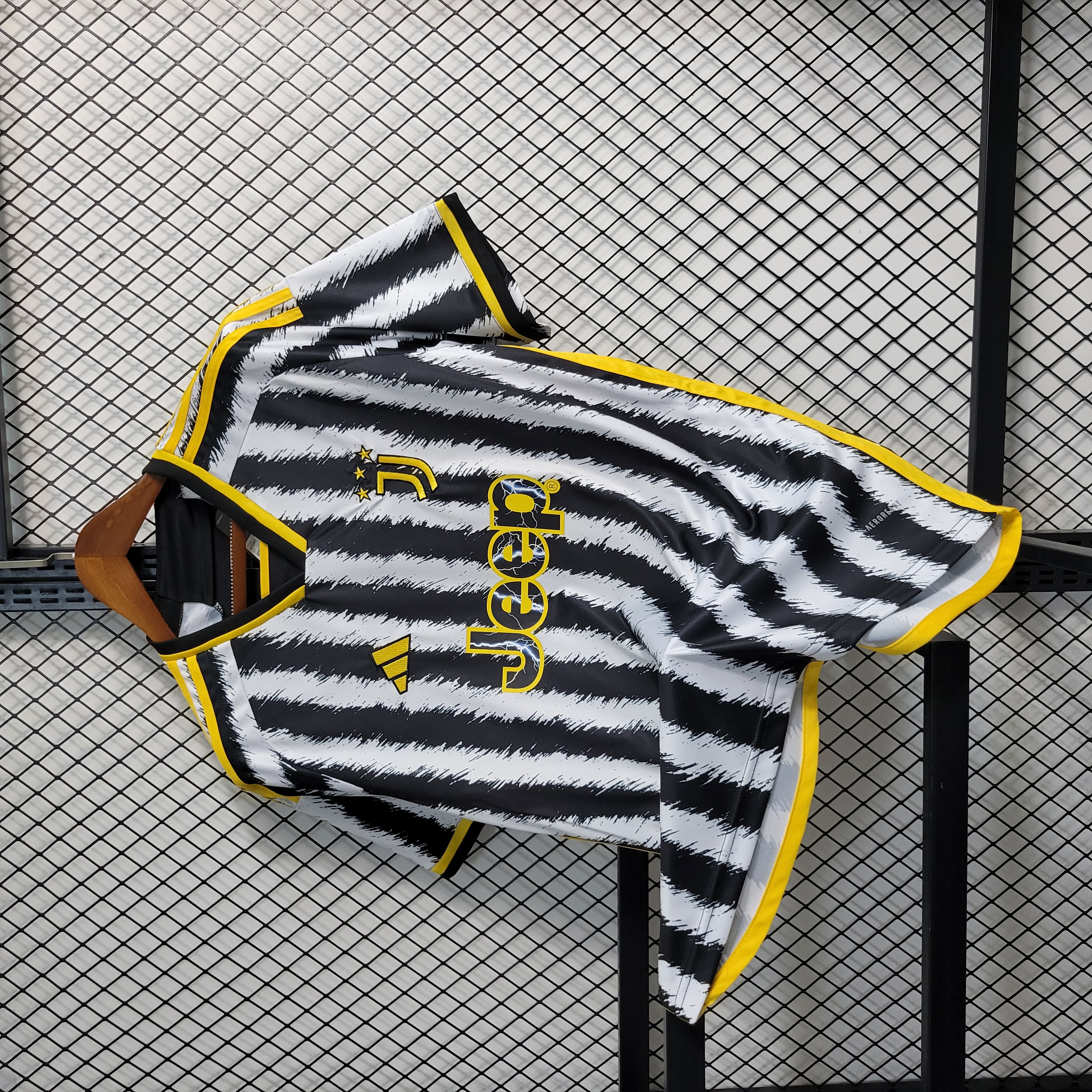 23/24 Juventus Home Jersey - Fans Version - UnitedFutballJersey
