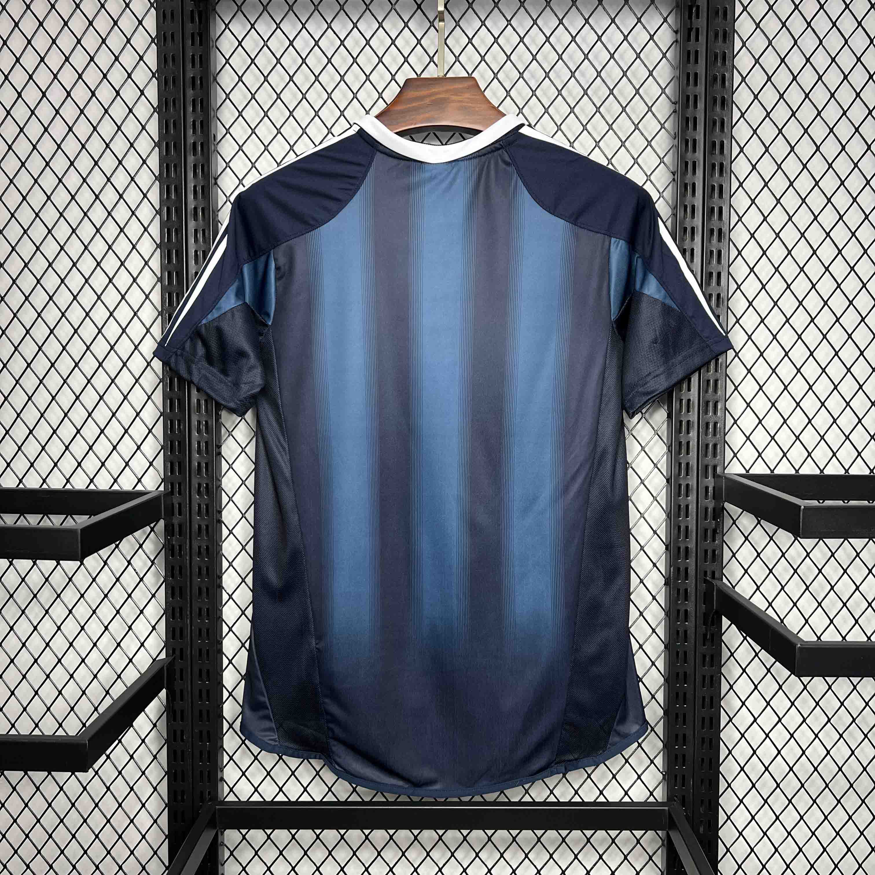 Retro Newcastle United 2004-05 Away Jersey - UnitedFutballJersey