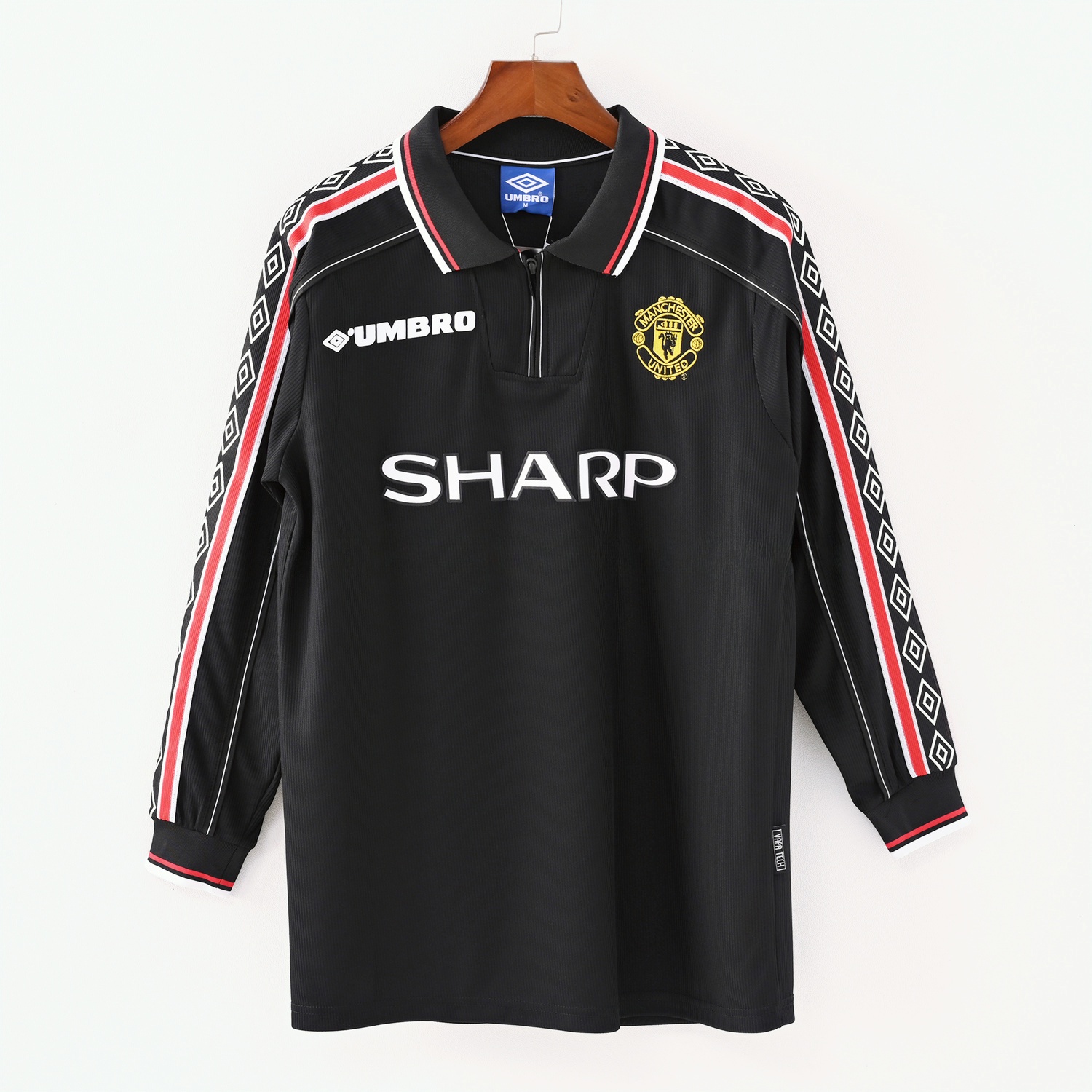 Manchester United Retro 1998-99 Black Long Sleeves Jersey - UnitedFutballJersey