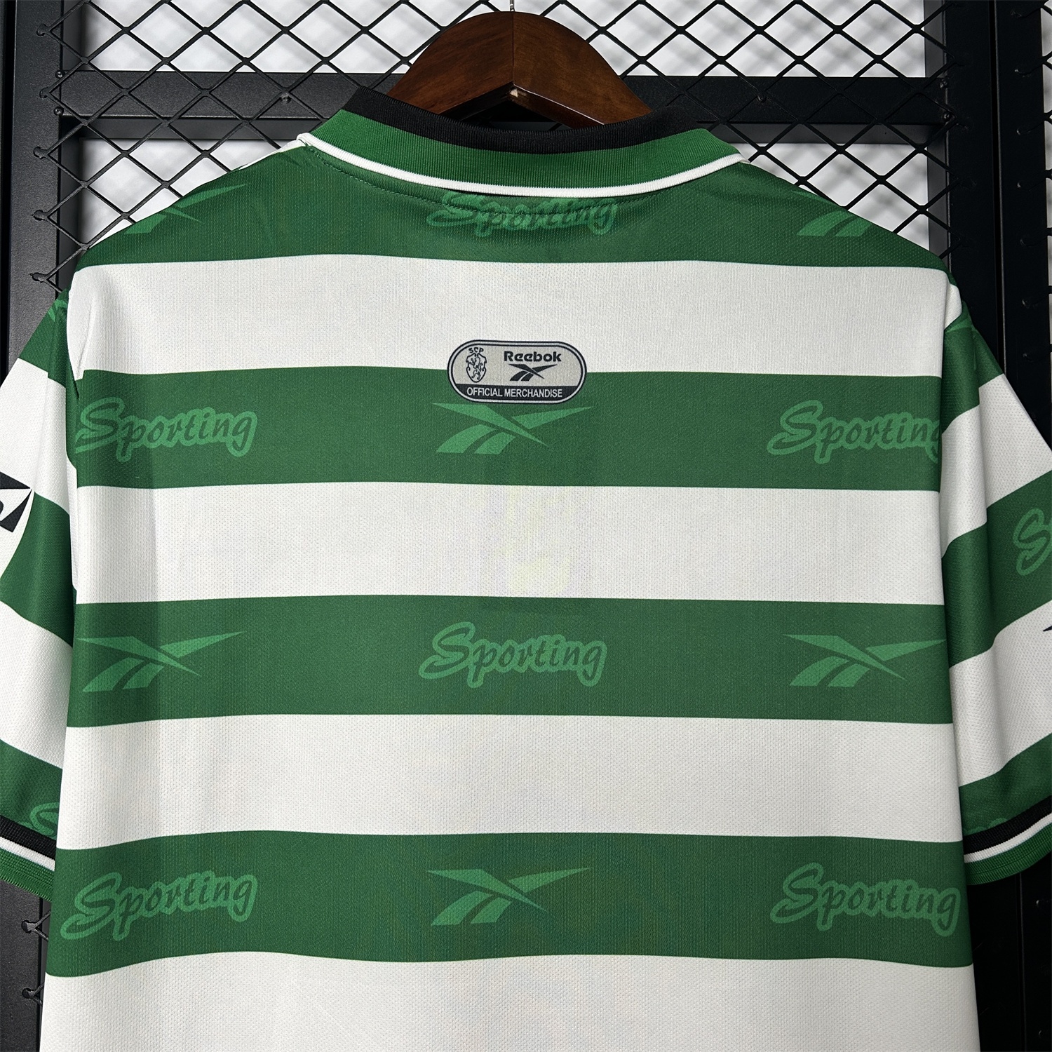 Retro Sporting CP 1999-00 Home Jersey - UnitedFutballJersey