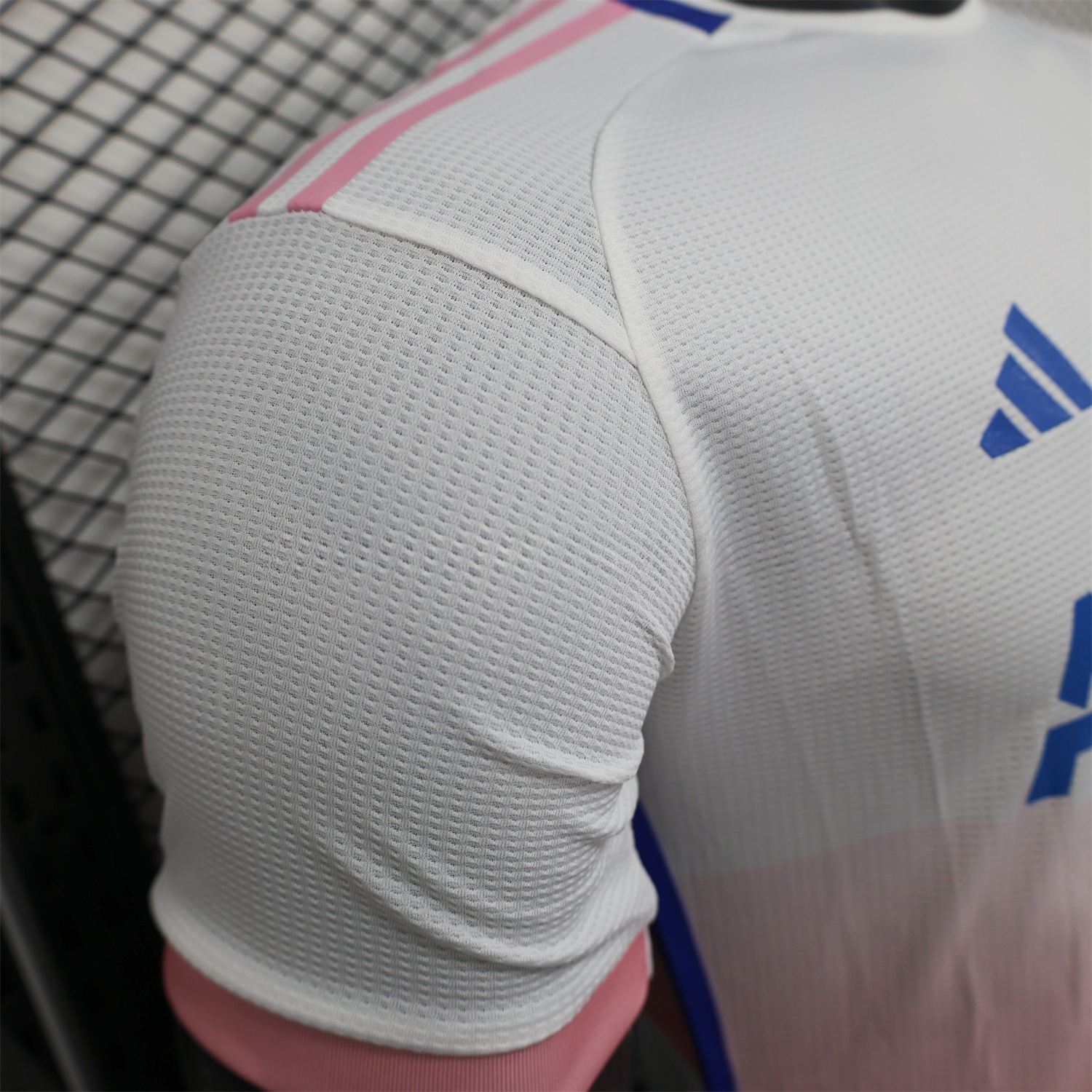 Algeria 25-26 Pink Mountains Silhouette White Jersey - Player Version - UnitedFutballJersey