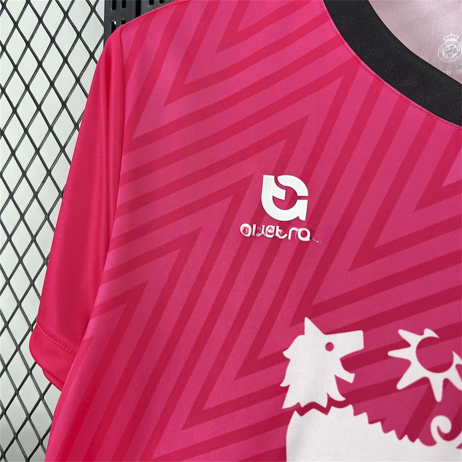 Racing de Santander 24-25 Pink Goalkeeper Jersey - Fans Version - UnitedFutballJersey