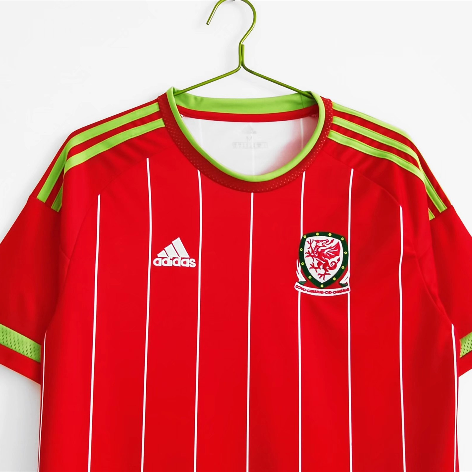 Retro Wales 2015 Home Stadium Jersey - UnitedFutballJersey