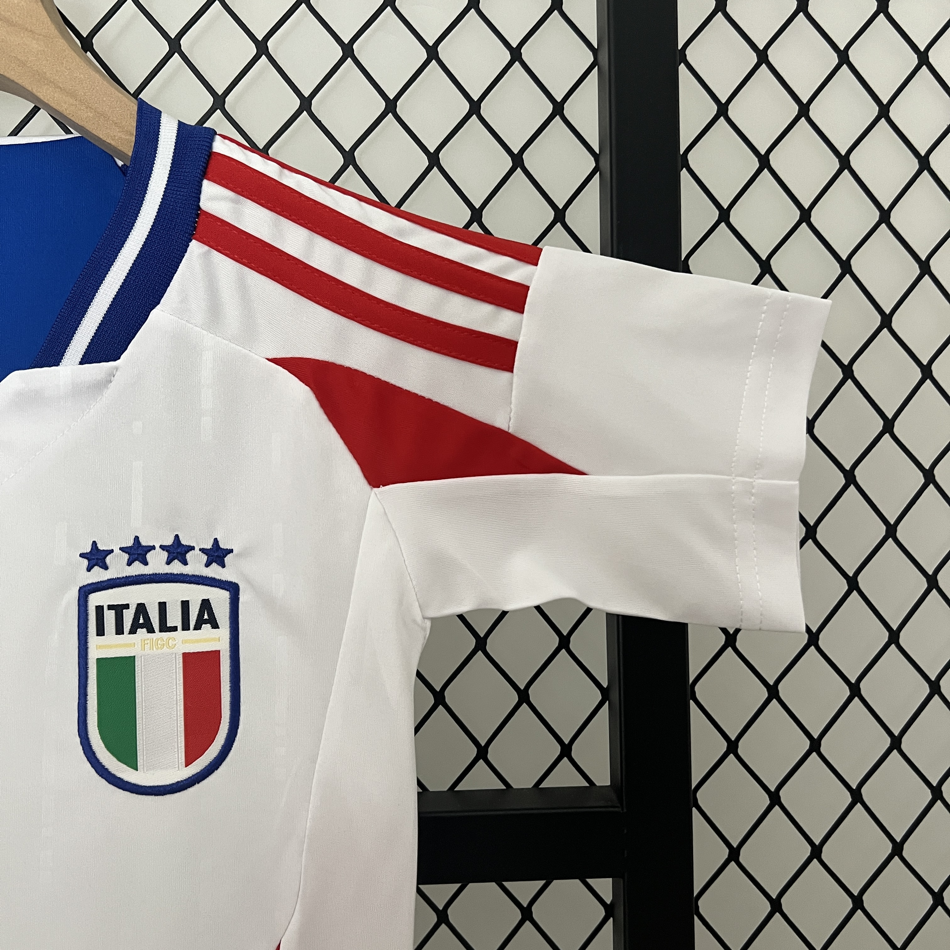 Italy 2024 Away Stadium Kids Kit - UnitedFutballJersey