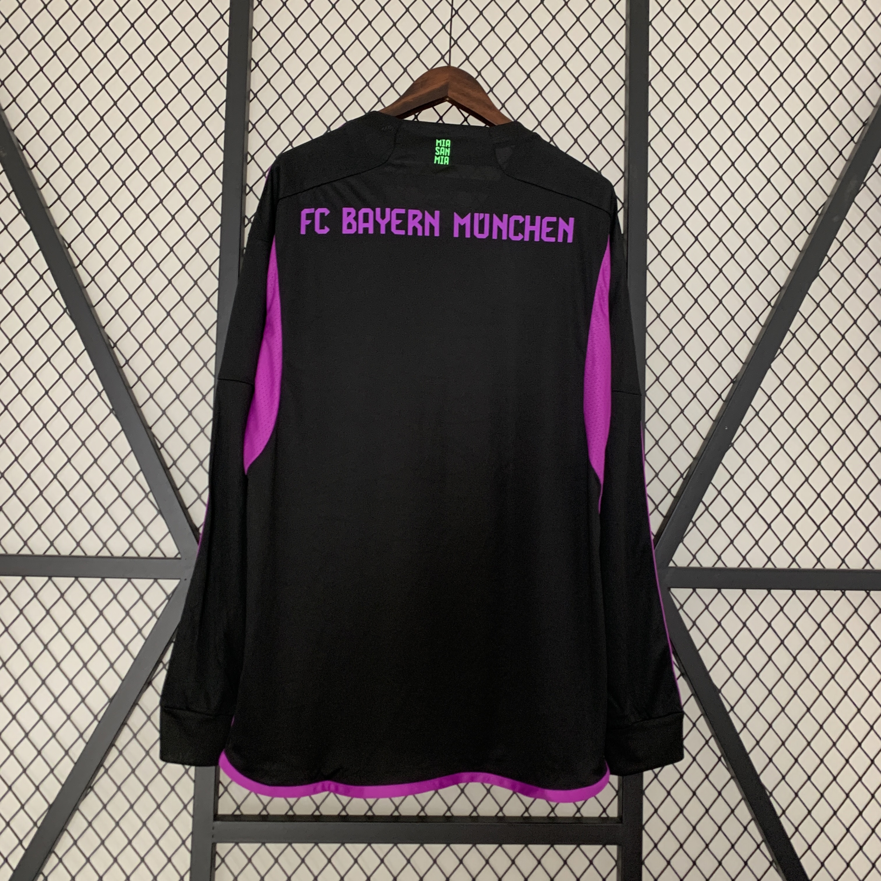 Bayern Munich 23-24 Away Long Sleeve Jersey - Fans Version - UnitedFutballJersey