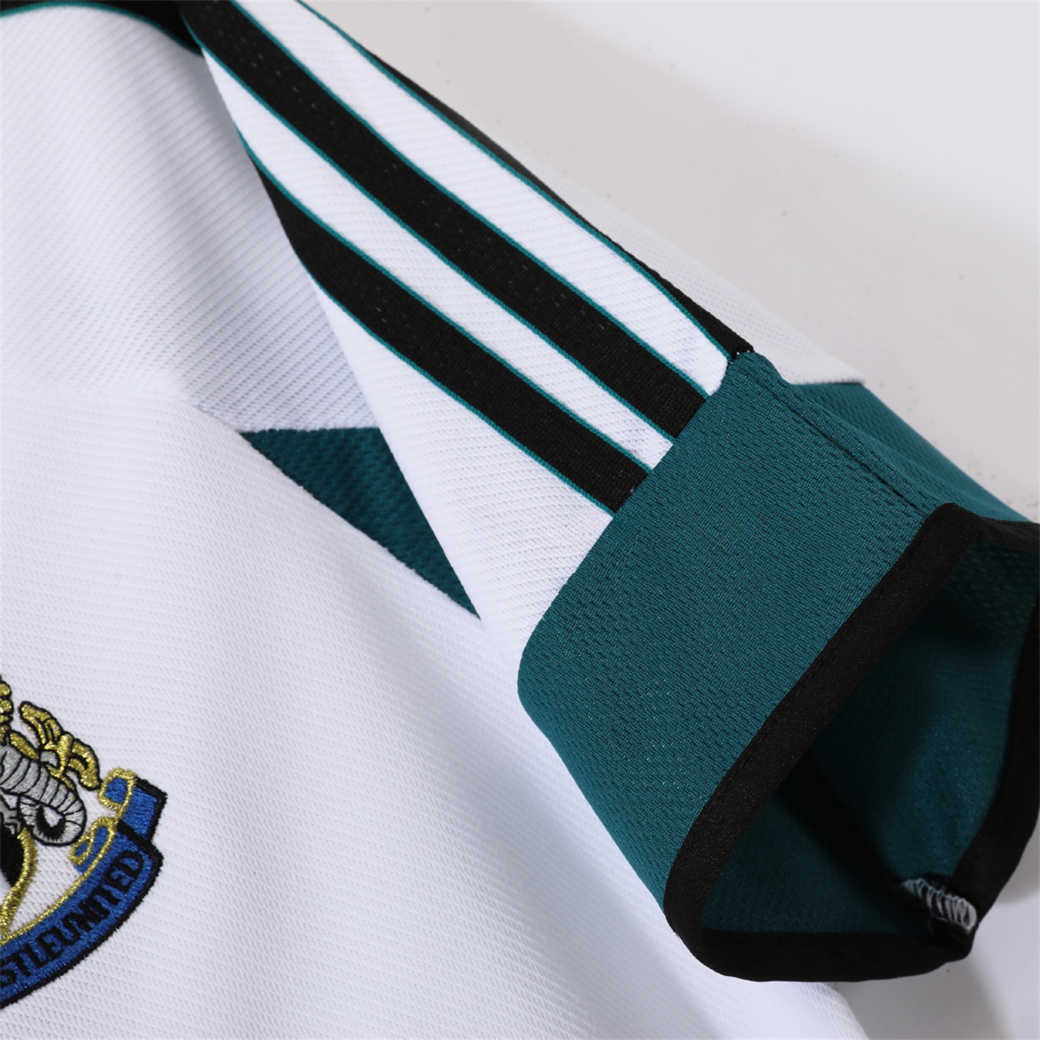 Retro Newcastle United 1999-00 Away Jersey - UnitedFutballJersey