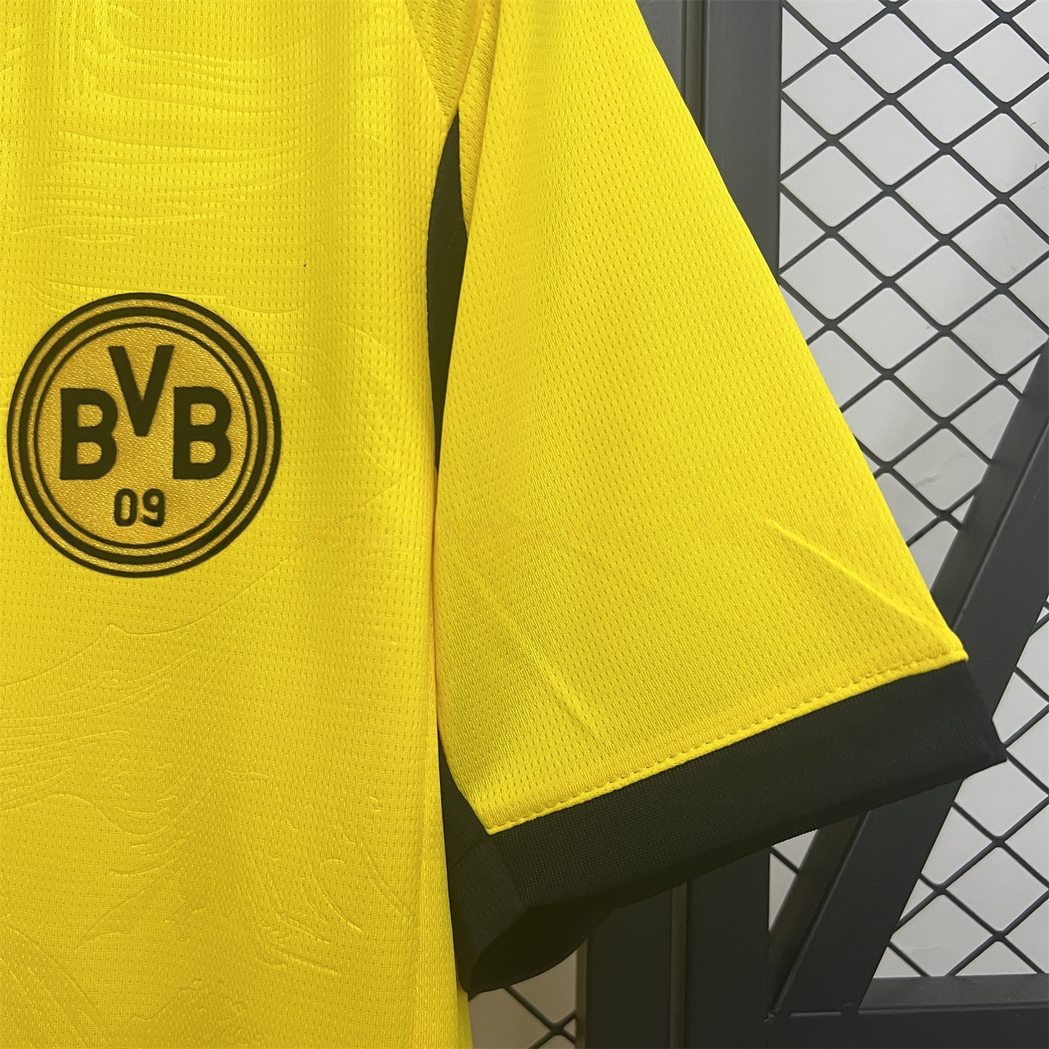 Dortmund 25-26 Yellow Pre-match Training Jersey - Fans Version - UnitedFutballJersey