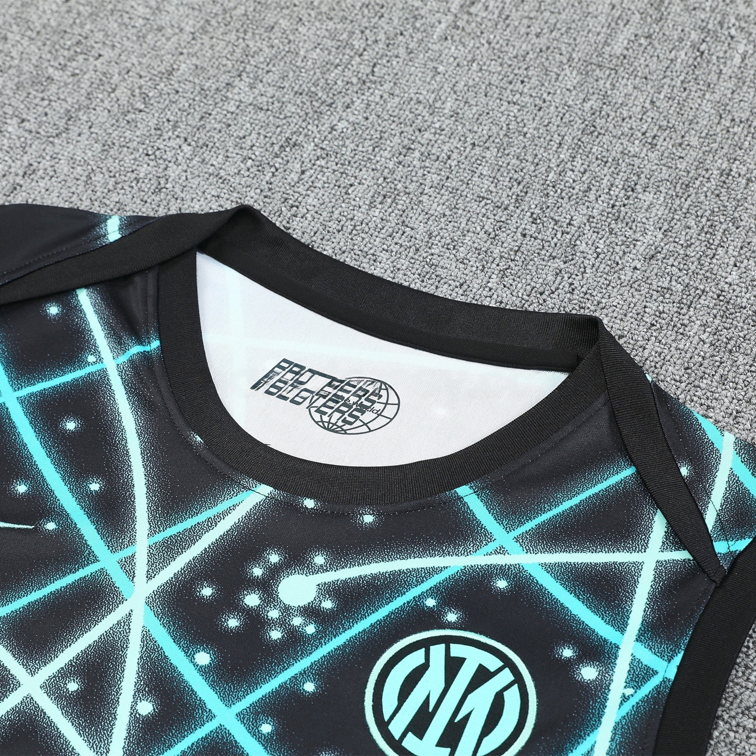 Inter Milan 25-26 Vest Training Set - Blue Fluorescent Rays Black Vest & Black Shorts - UnitedFutballJersey