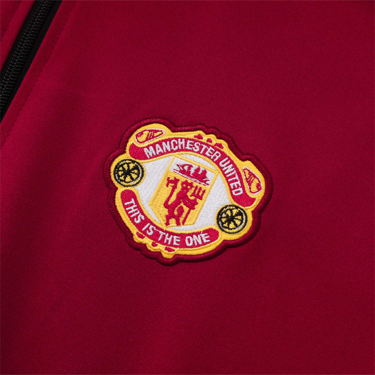 Manchester United 24-25 Kids Throwback Jacket Training Tracksuit - Date Red Jackets & Black Pants - UnitedFutballJersey