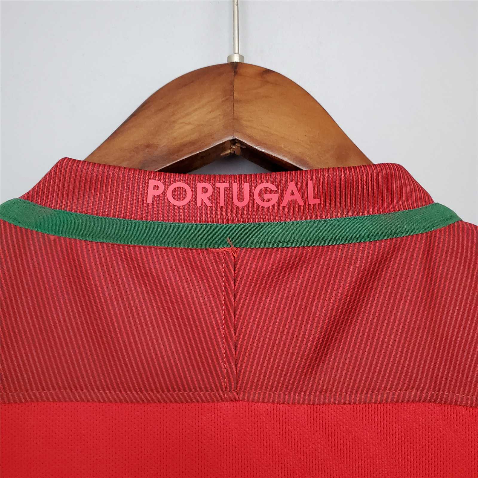 Retro Portugal 2016 Home Stadium Jersey - UnitedFutballJersey