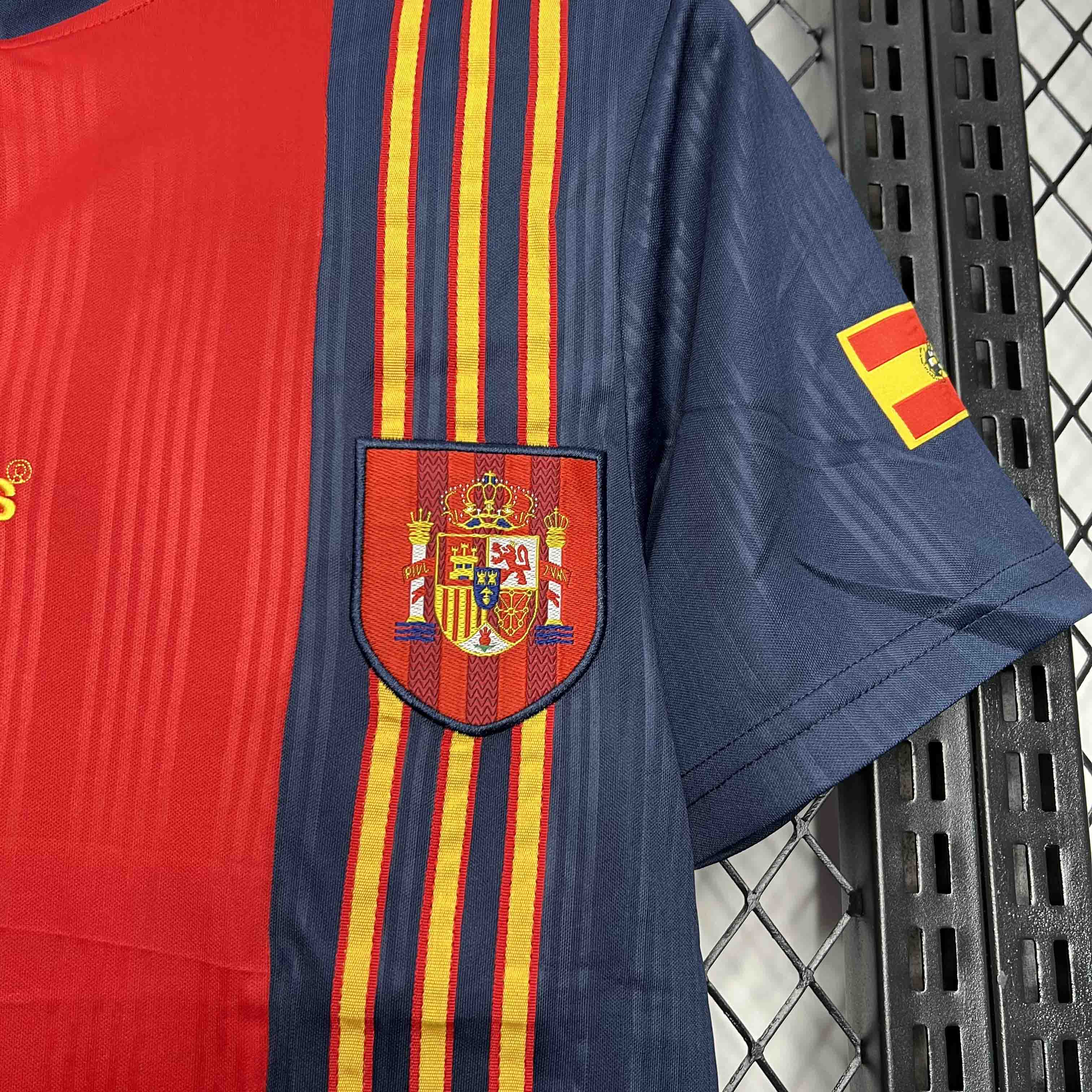 Retro Spain 1996 Home Jersey - UnitedFutballJersey