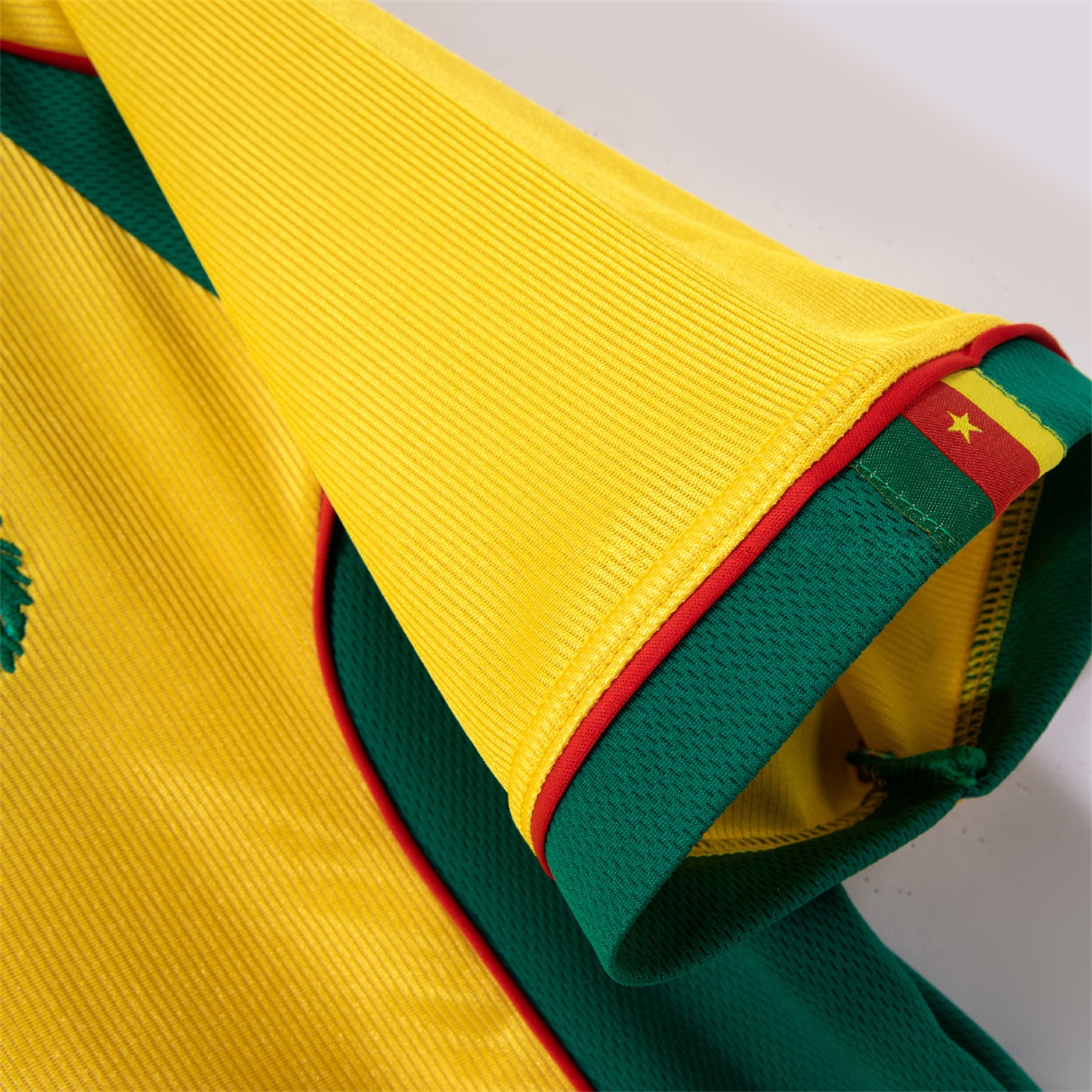 Retro Cameroon 1998-99 Away Yellow Jersey - UnitedFutballJersey