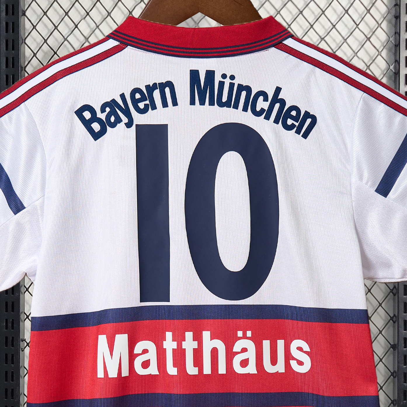 Retro Bayern Munich 1998-00 Away Jersey - UnitedFutballJersey