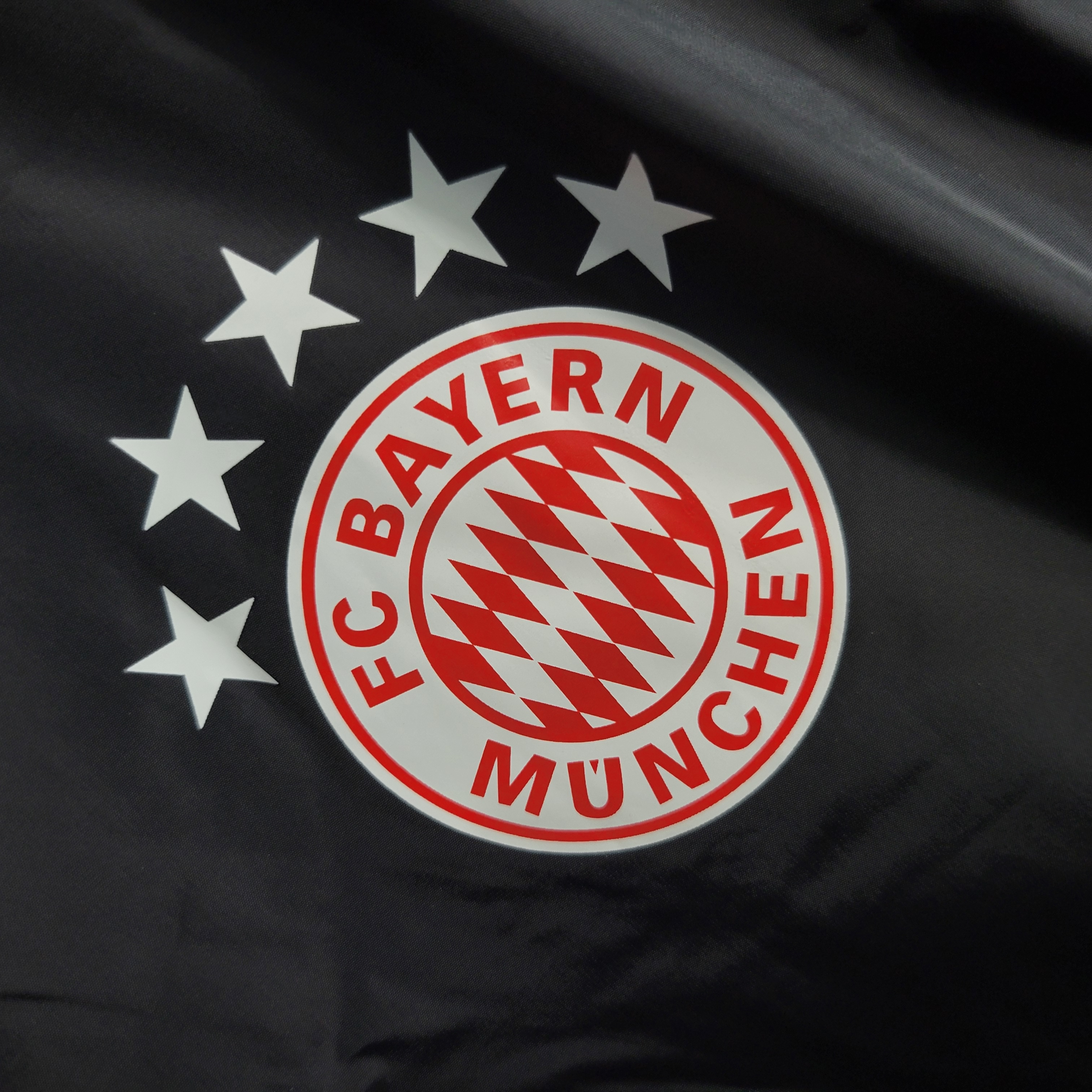 Bayern Munich 23-24 Men's Hooded Thermal Cotton Jacket Black - UnitedFutballJersey